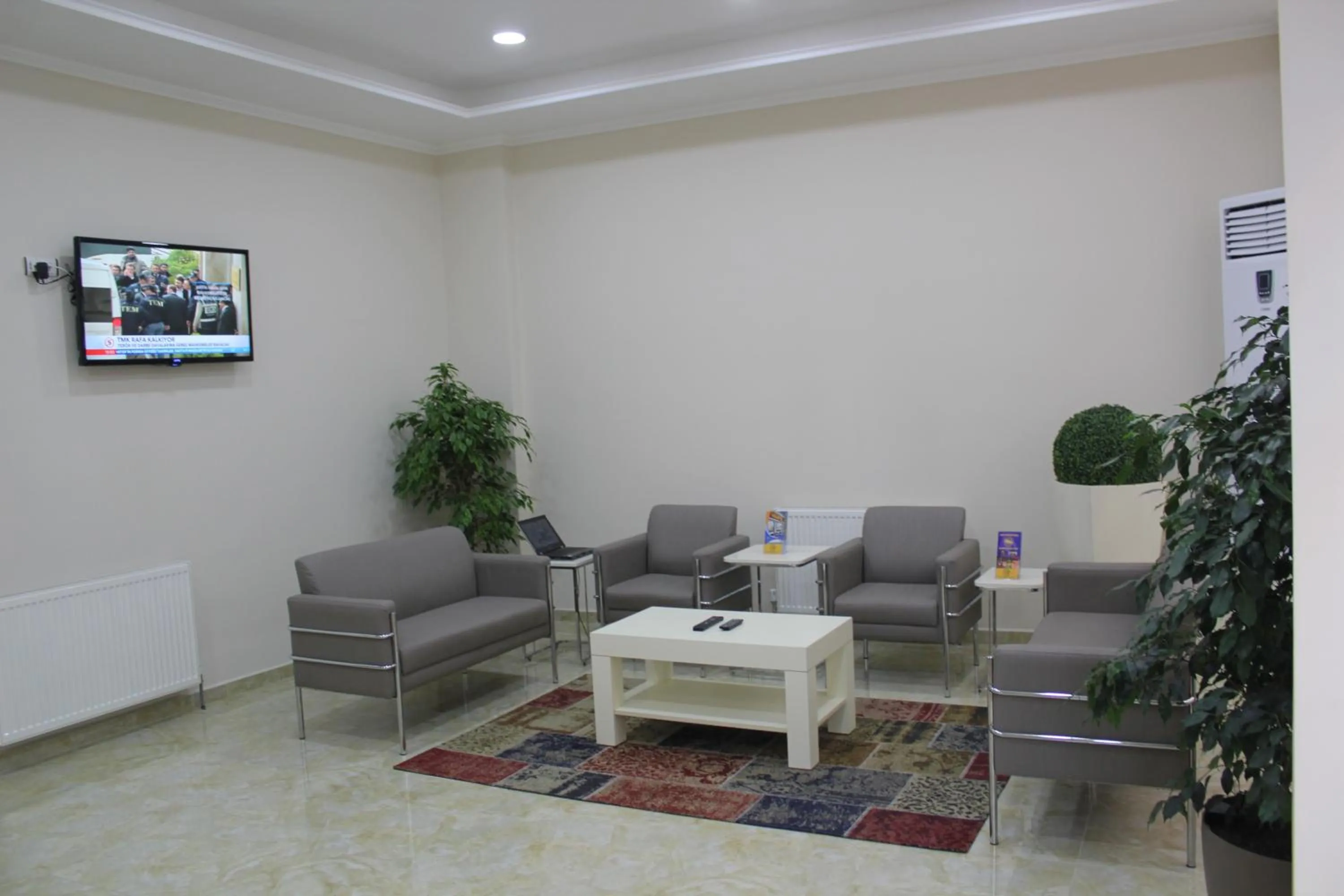 Lobby or reception in Reydel Hotel