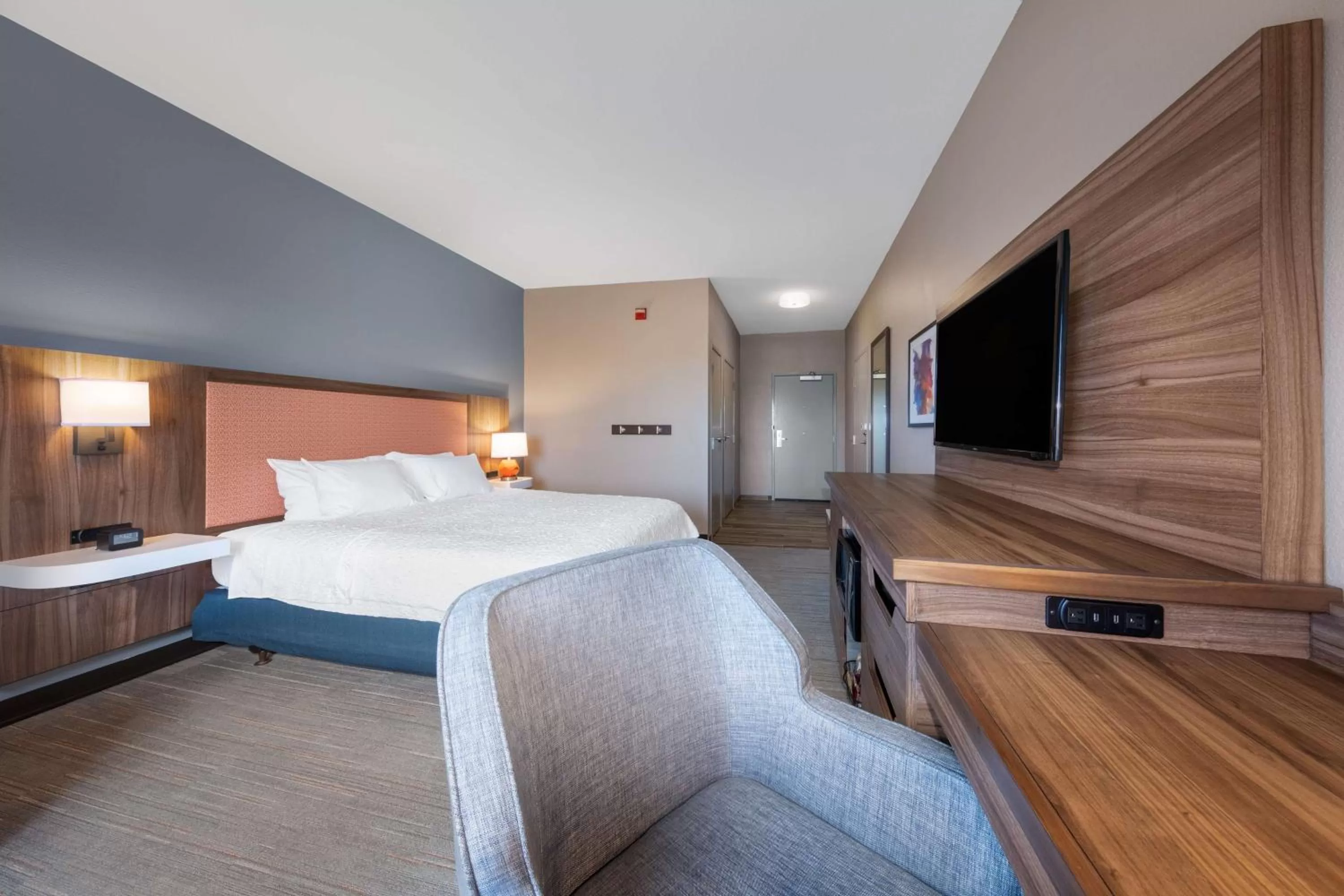 King Room Mobility/Hearing Accessible - Non-Smoking in Hampton Inn Saint Robert