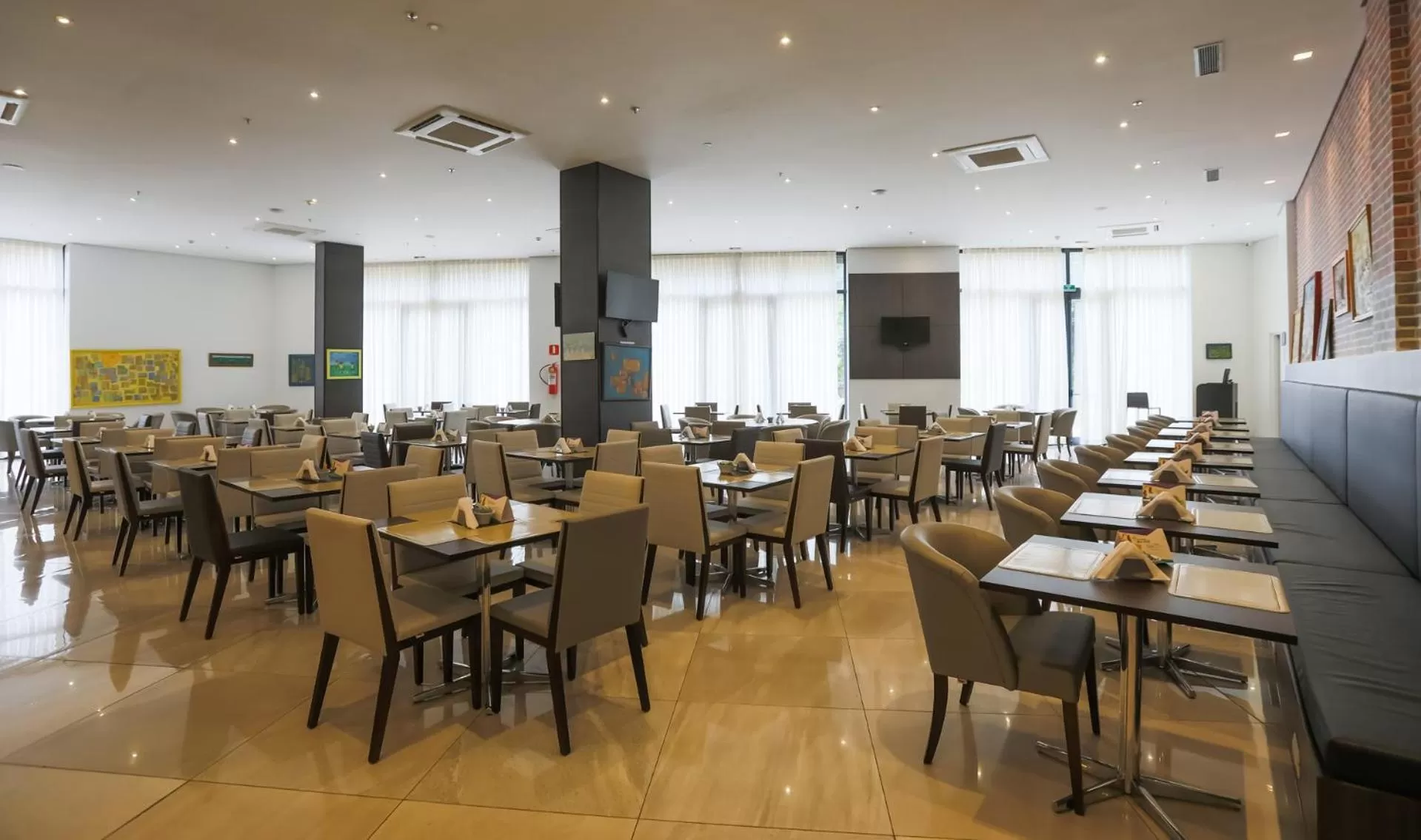 Restaurant/places to eat in TRYP By Wyndham Ribeirão Preto