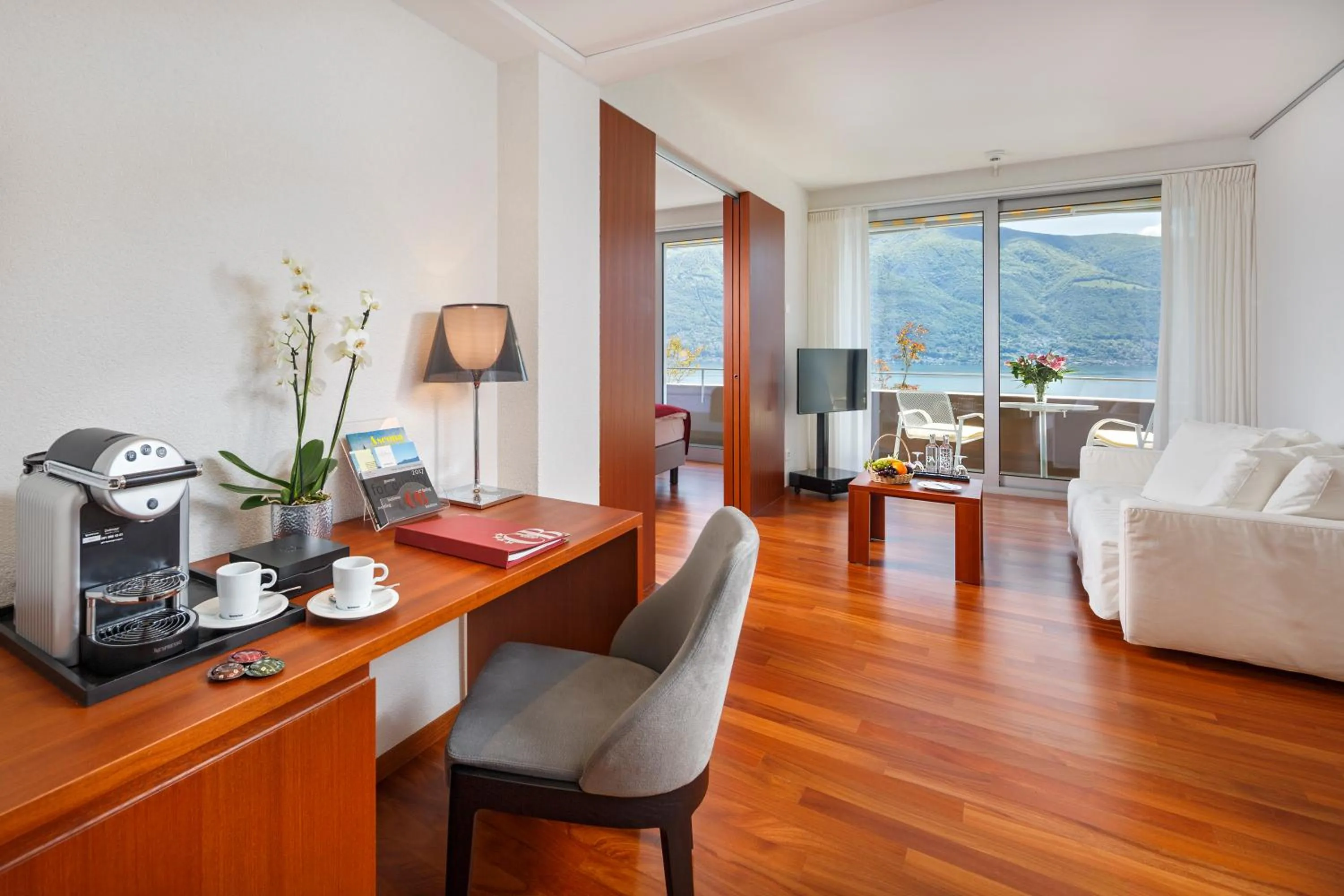 Coffee/tea facilities in Casa Berno Panorama Resort