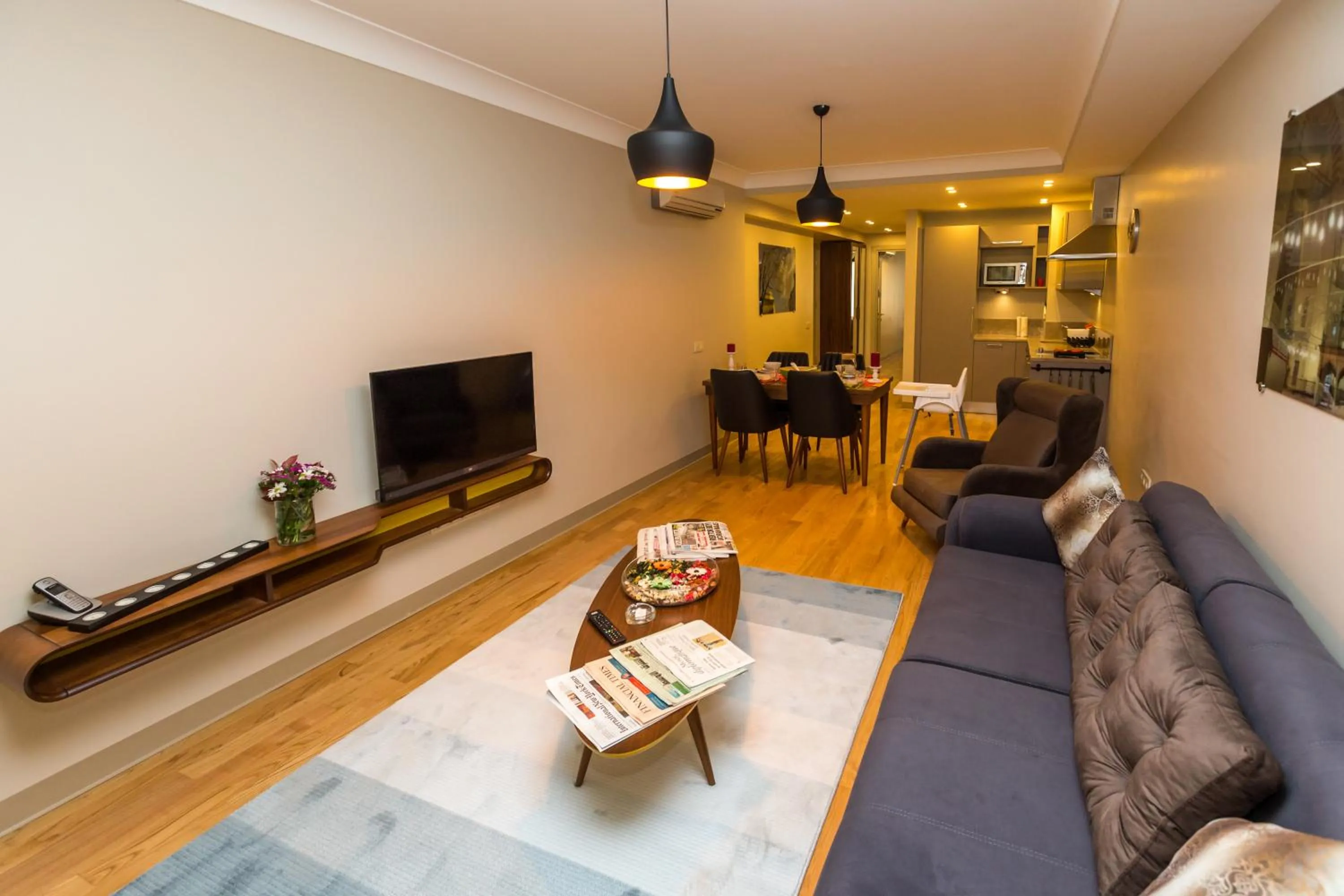 Family Duplex with Three Bedrooms and Terrace in Keten Suites Taksim