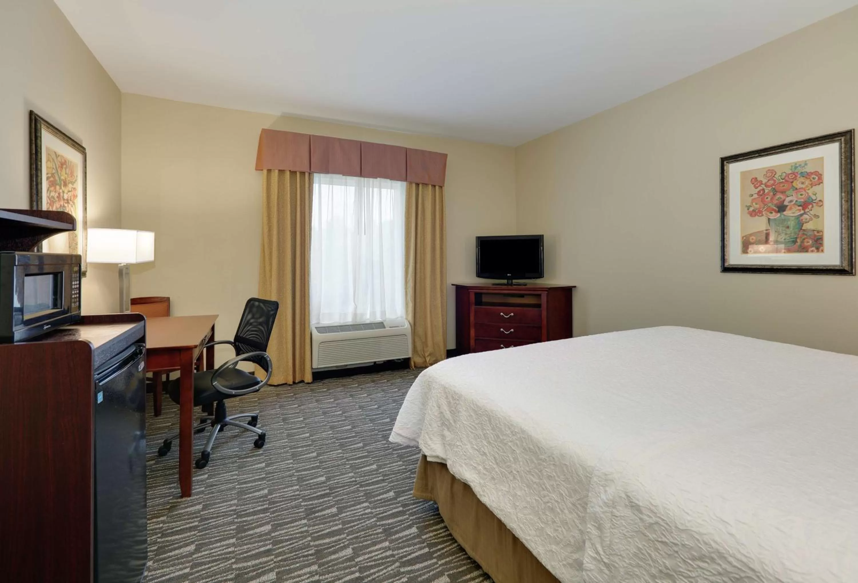 Bedroom, Bed in Hampton Inn & Suites Southern Pines-Pinehurst