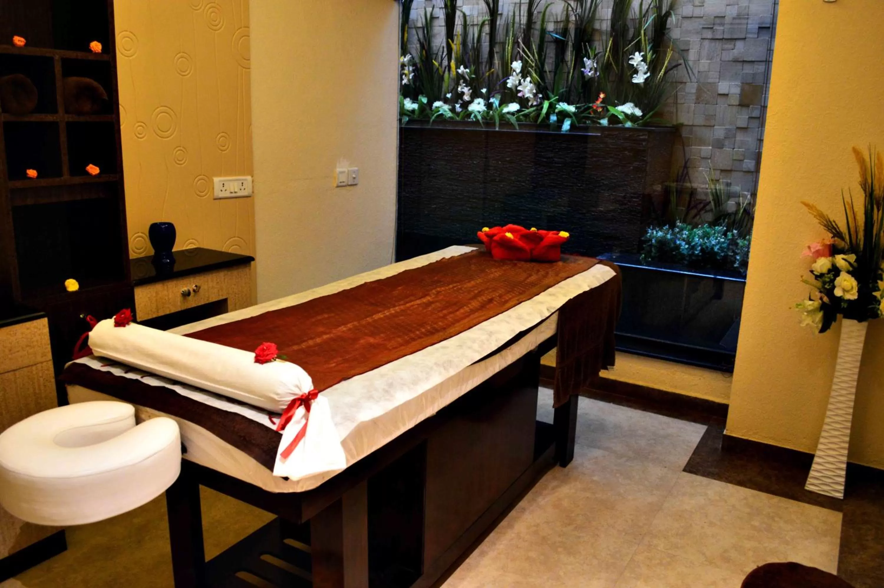 Spa and wellness centre/facilities in Malligi,Hampi