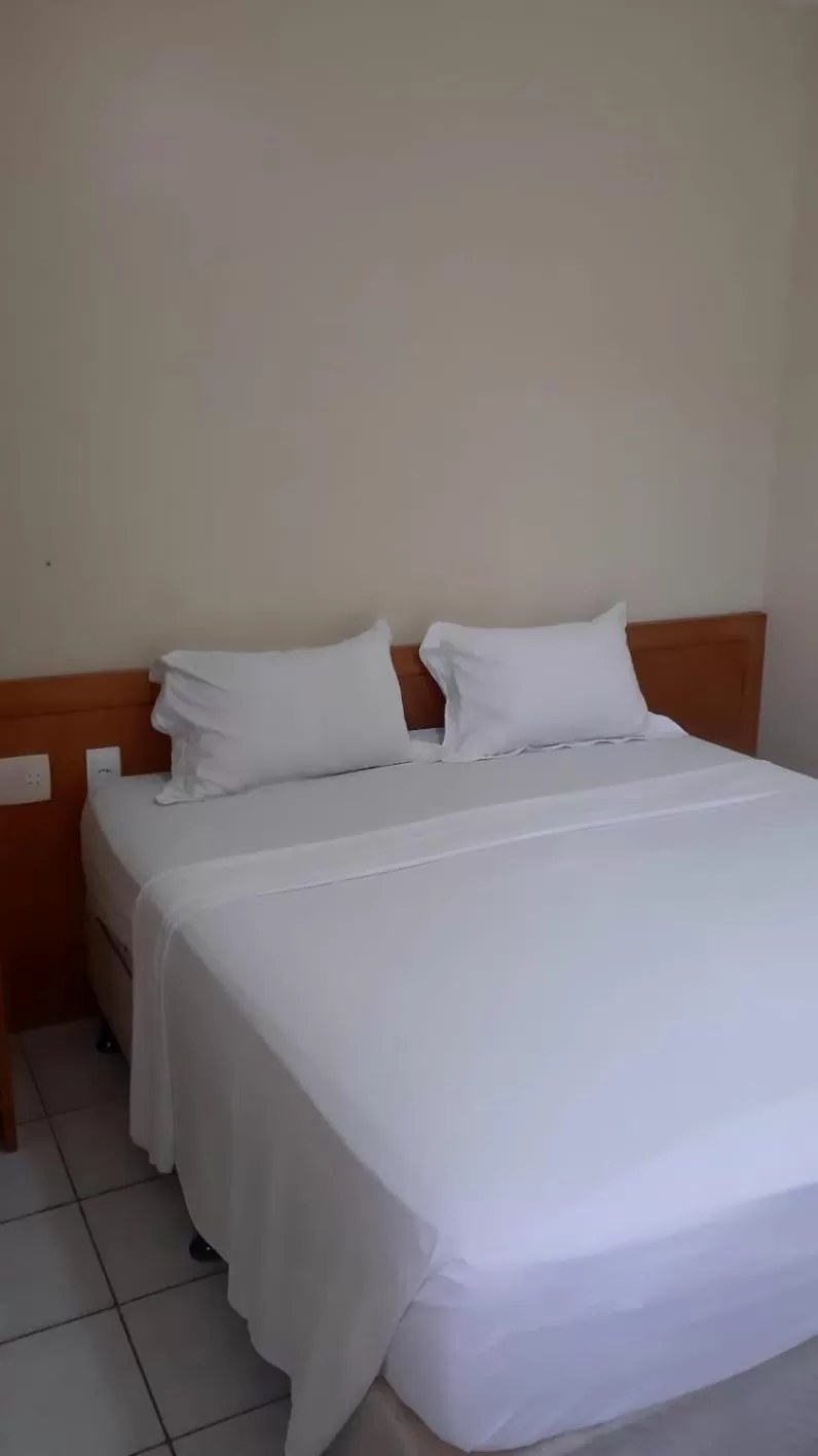 Bed in Hotel Praia 2000