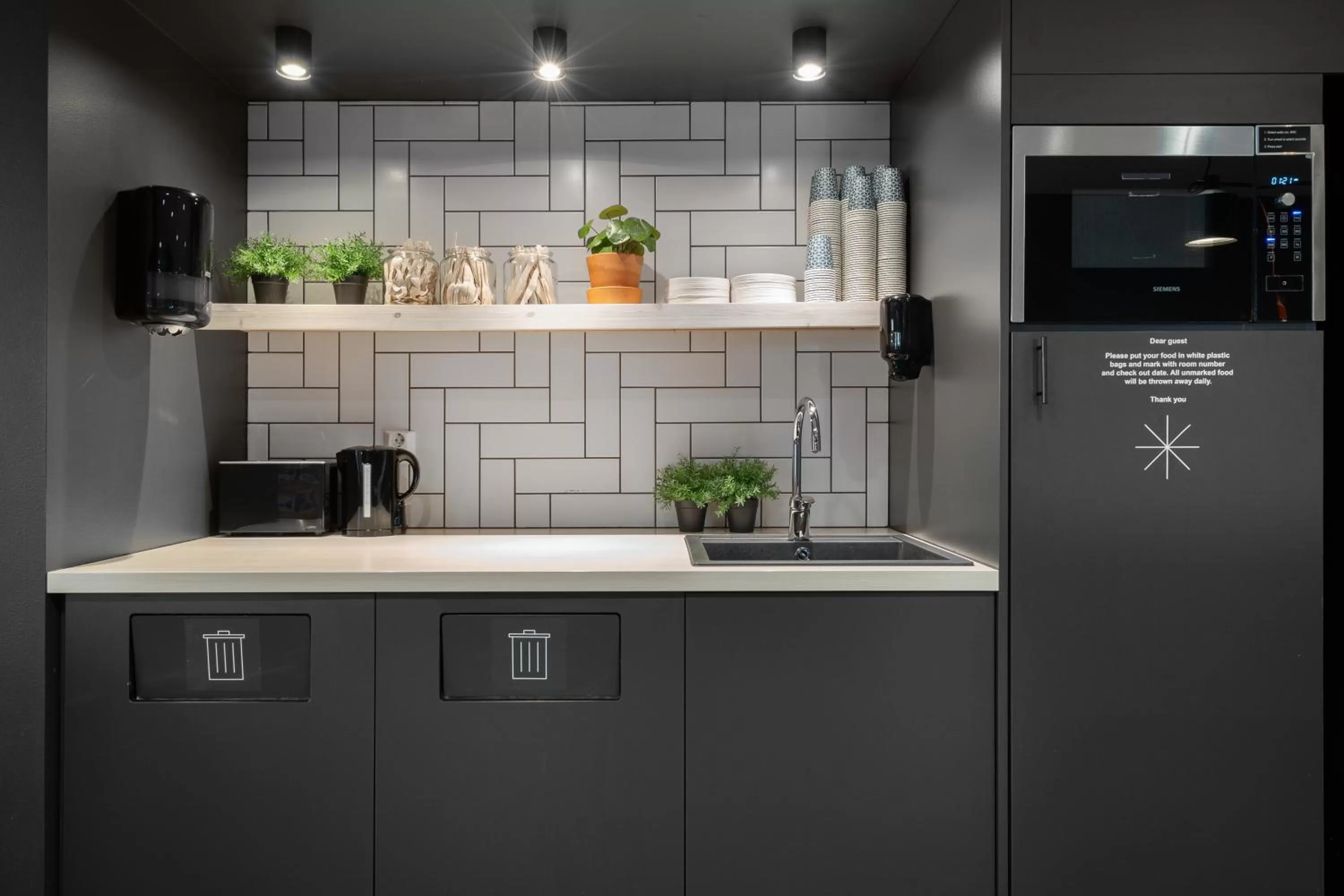 toaster in Citybox Bergen City