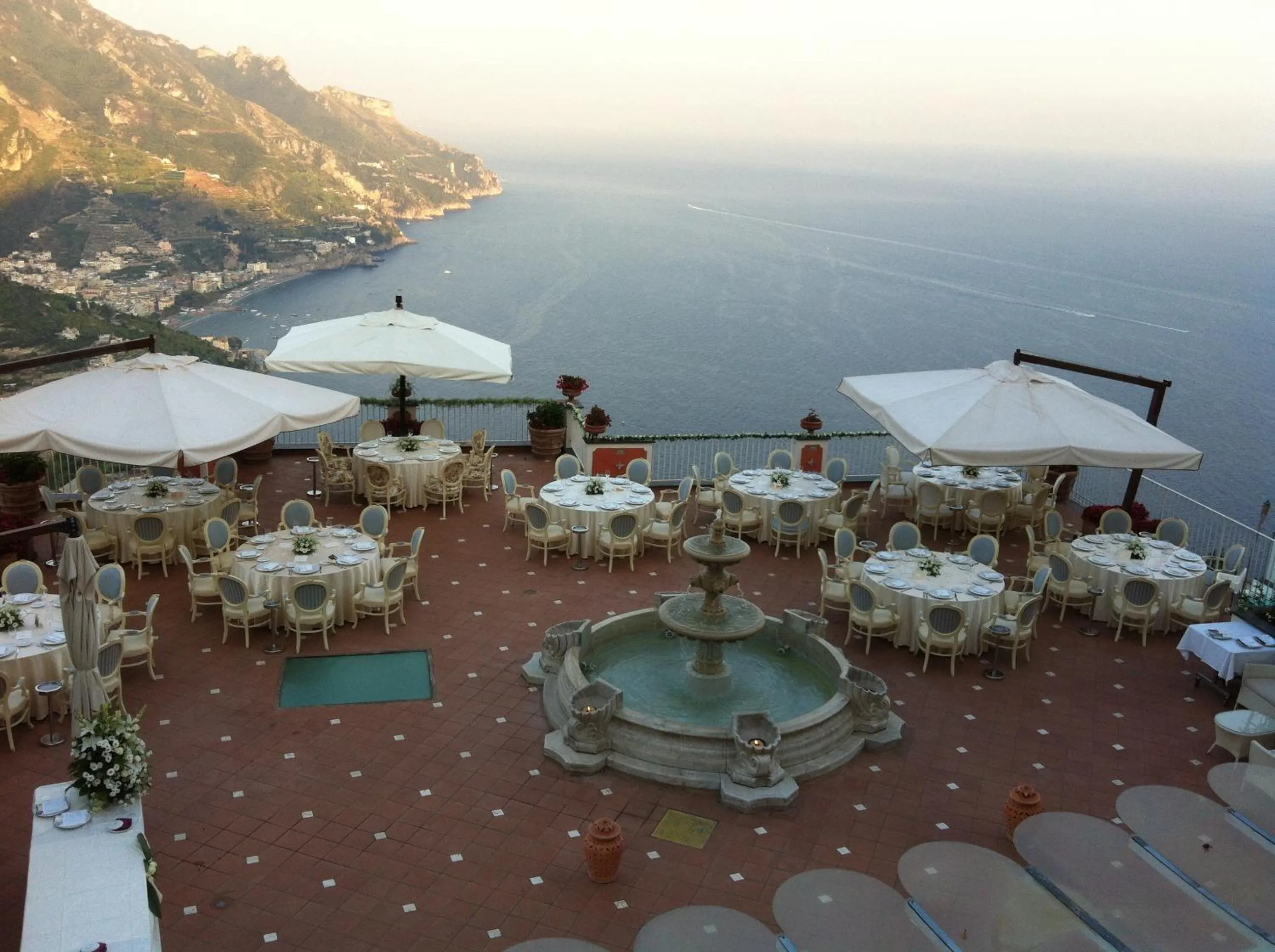 Banquet/Function facilities in Hotel Villa Fraulo