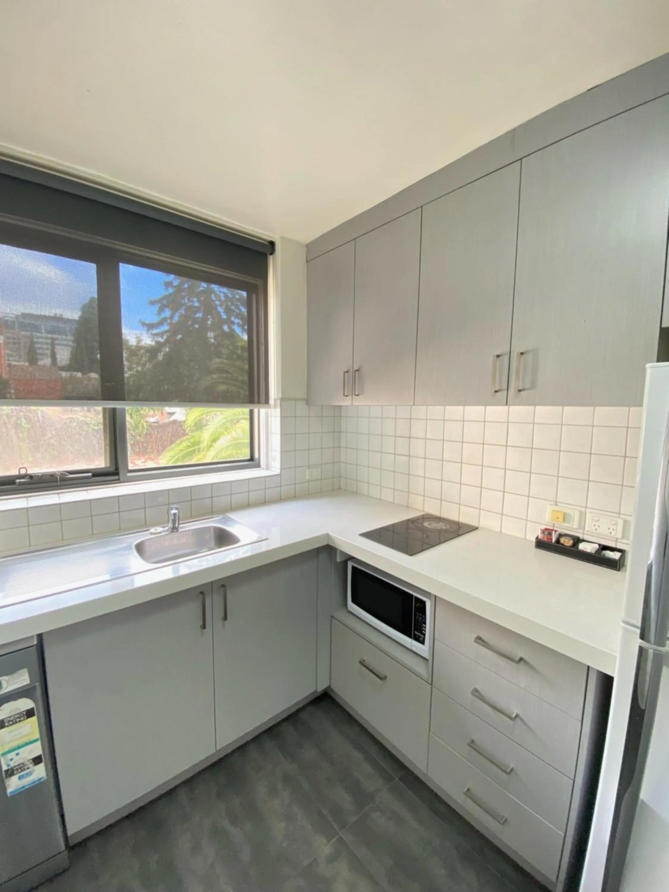 City Edge East Melbourne Apartment Hotel