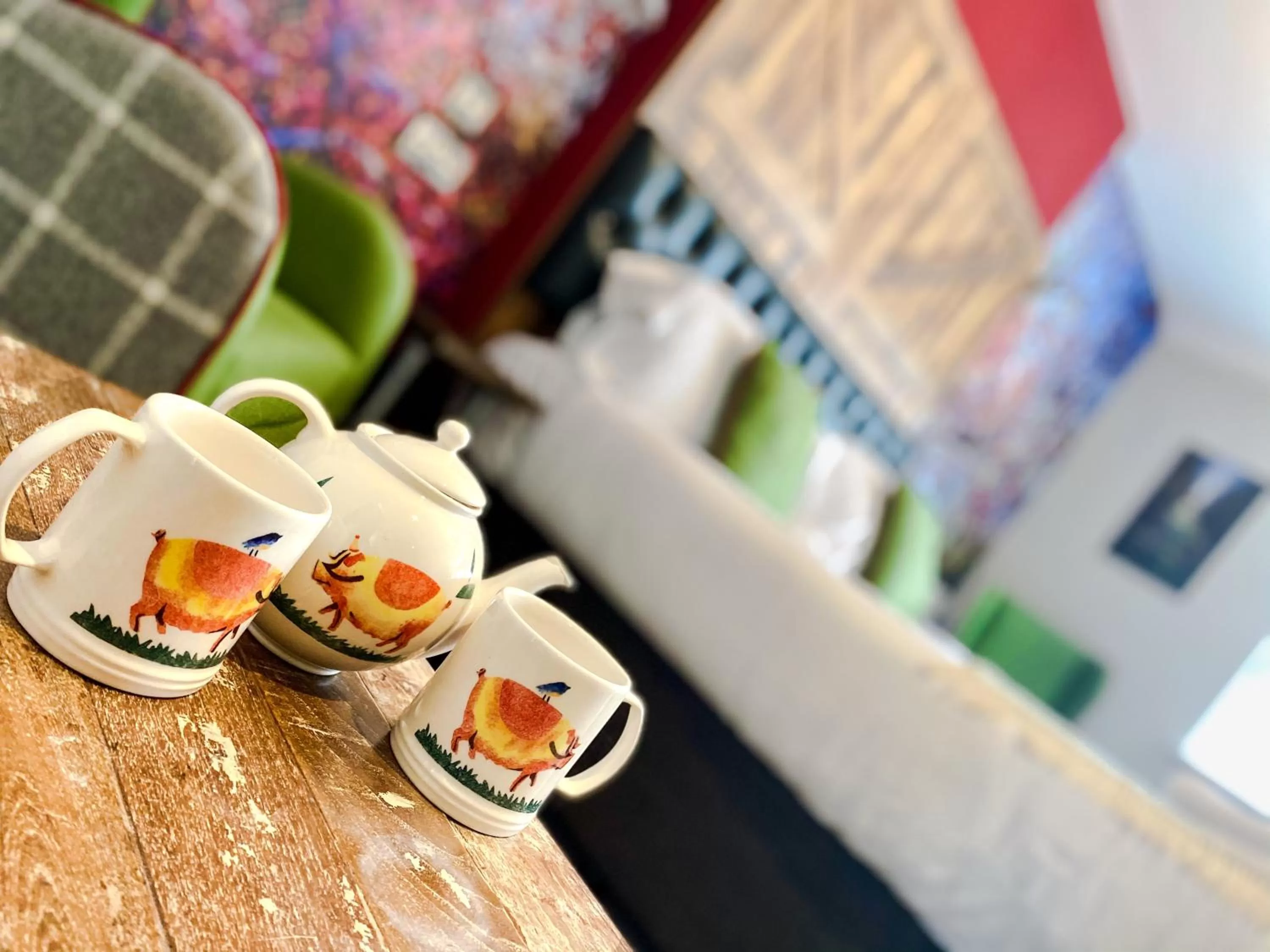 Coffee/tea facilities in Helen Browning's Royal Oak