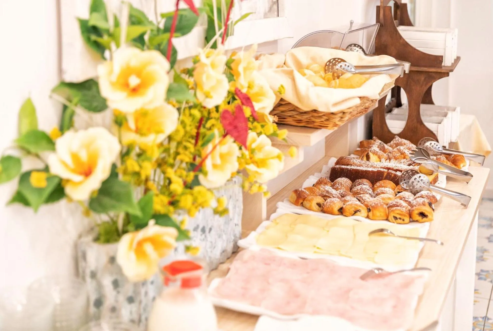 Breakfast in Le Canne Family Resort & Spa