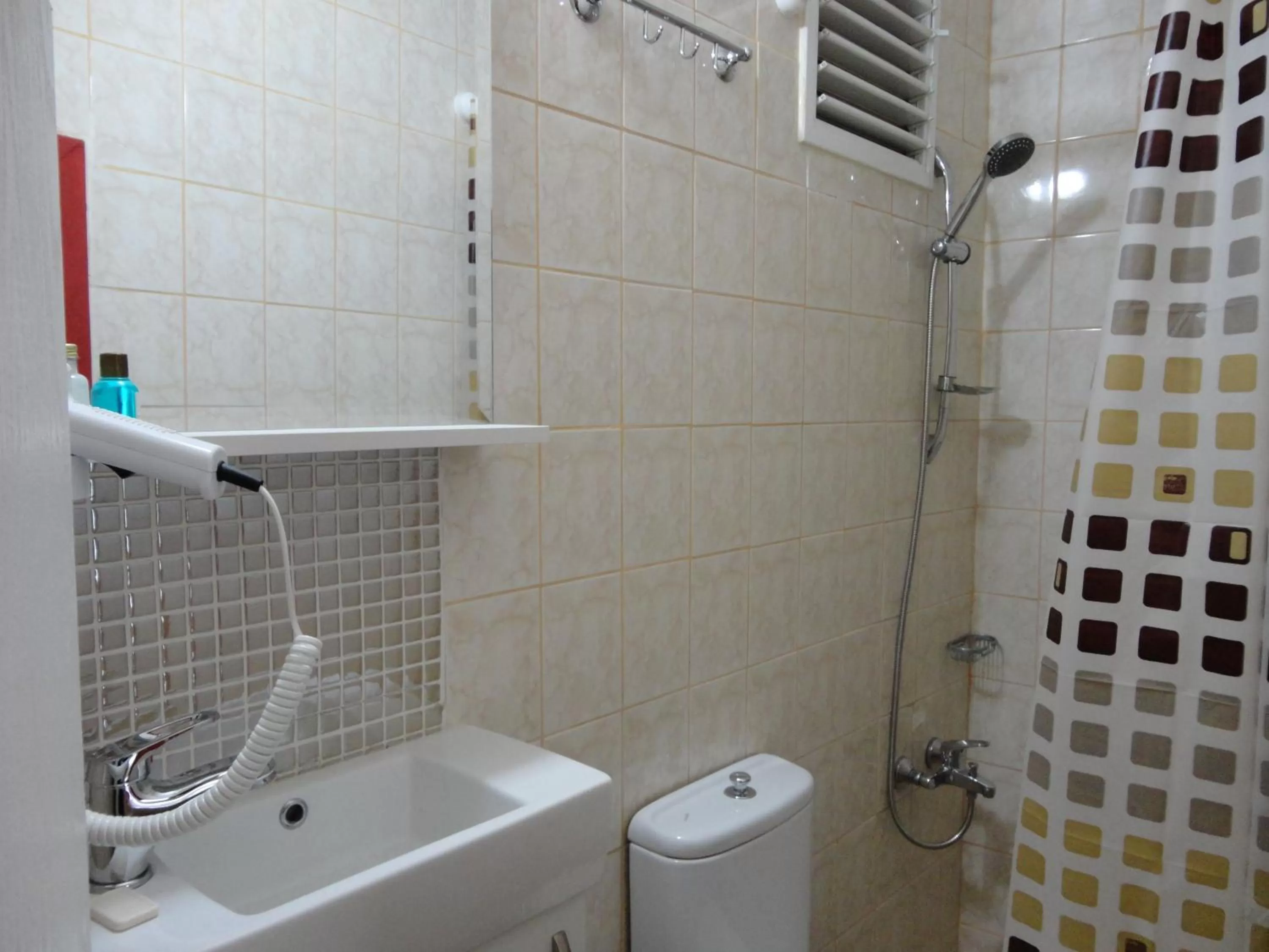 Bathroom in Olimpiyat Hotel Izmir