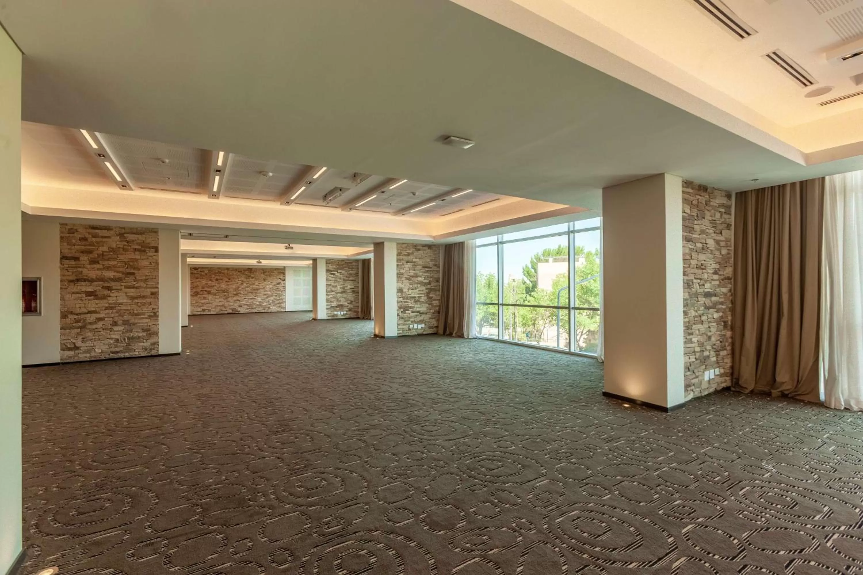 Meeting/conference room in Hilton Garden Inn Neuquen