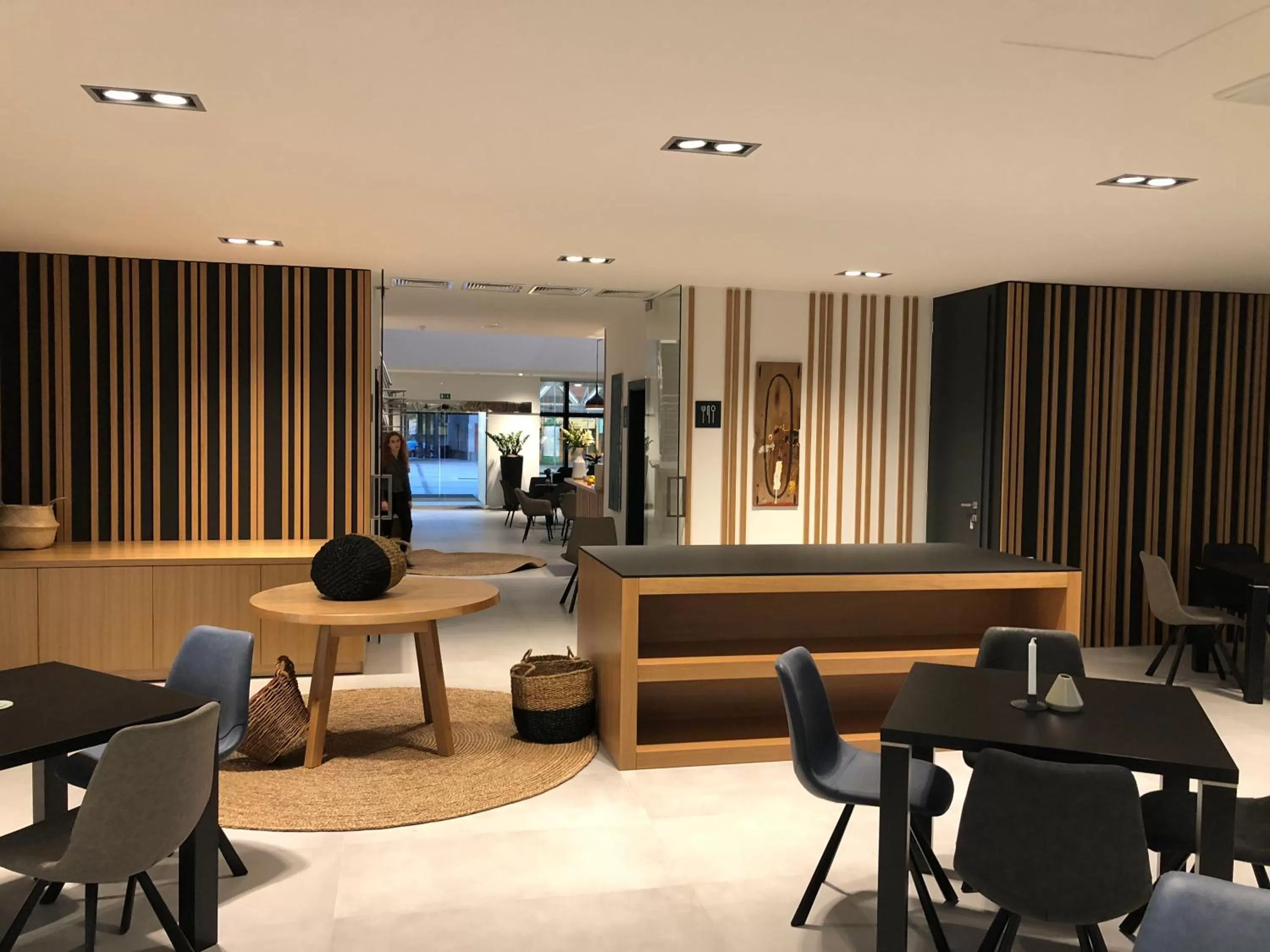 Dining area in Hotel Cubis