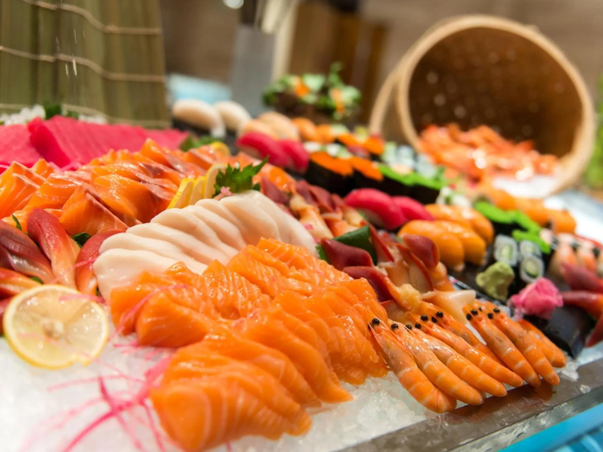 Restaurant/places to eat in Crowne Plaza Shanghai Noah Square by IHG