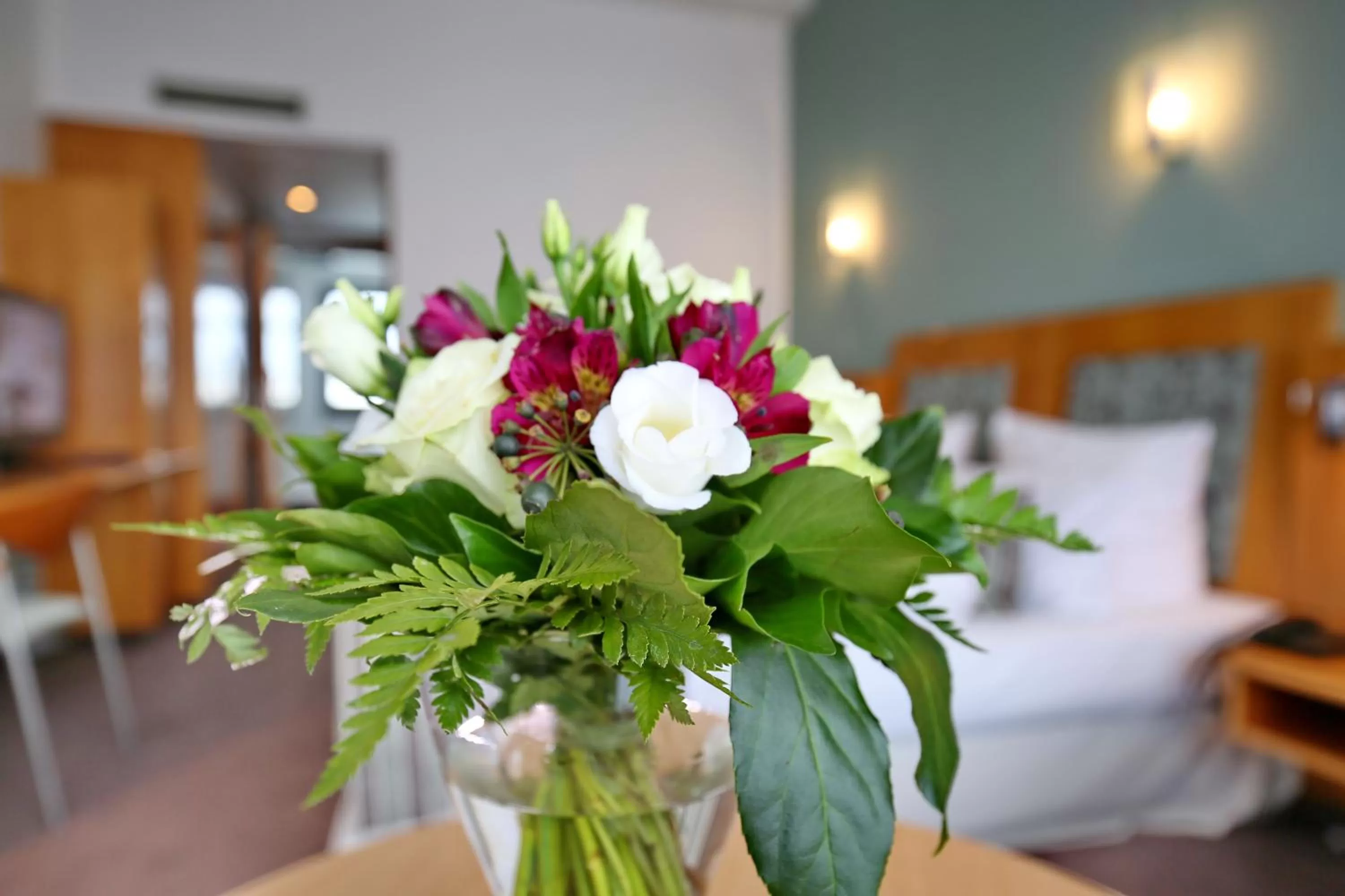 Photo of the whole room, Bed in Residenz Hotel Detmold