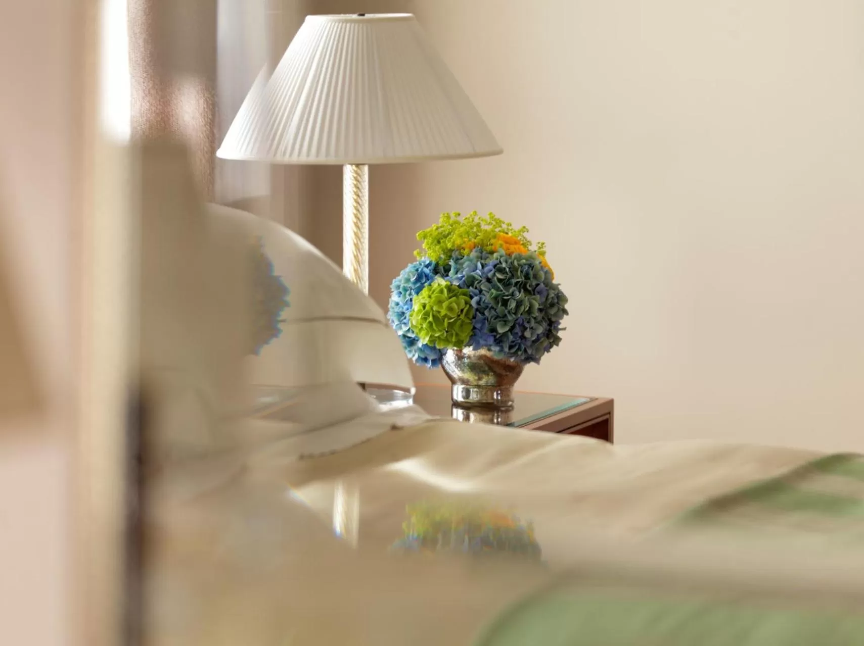 Bedroom, Bed in Four Seasons Hotel Milano