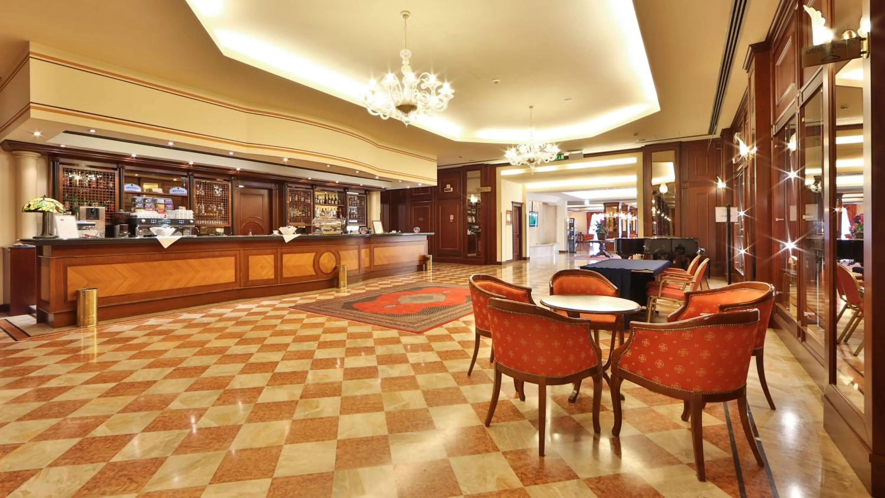 Lobby or reception in Best Western Classic Hotel