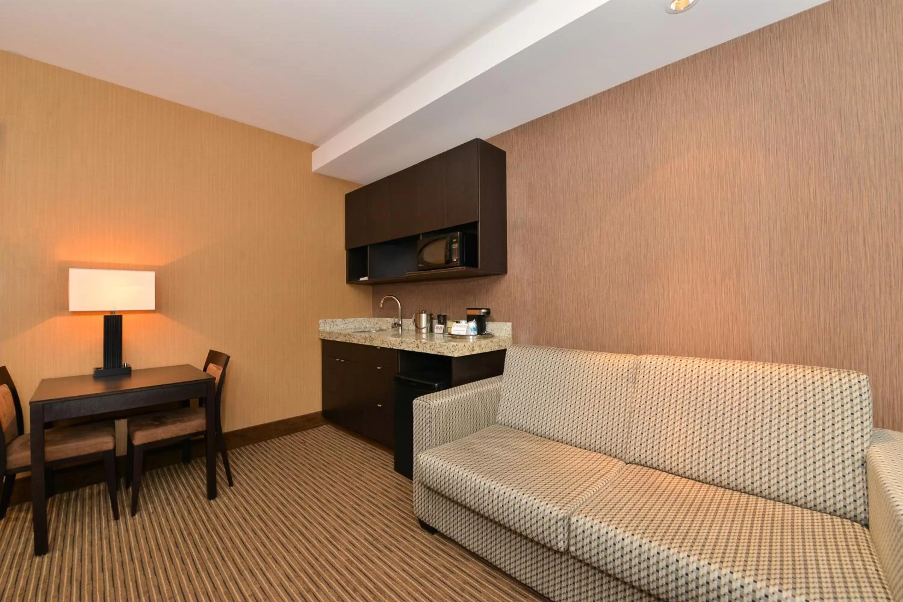 Seating area in Edmonton Hotel & Convention Center Edmonton