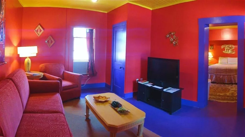 Seating Area in Pelican Spa