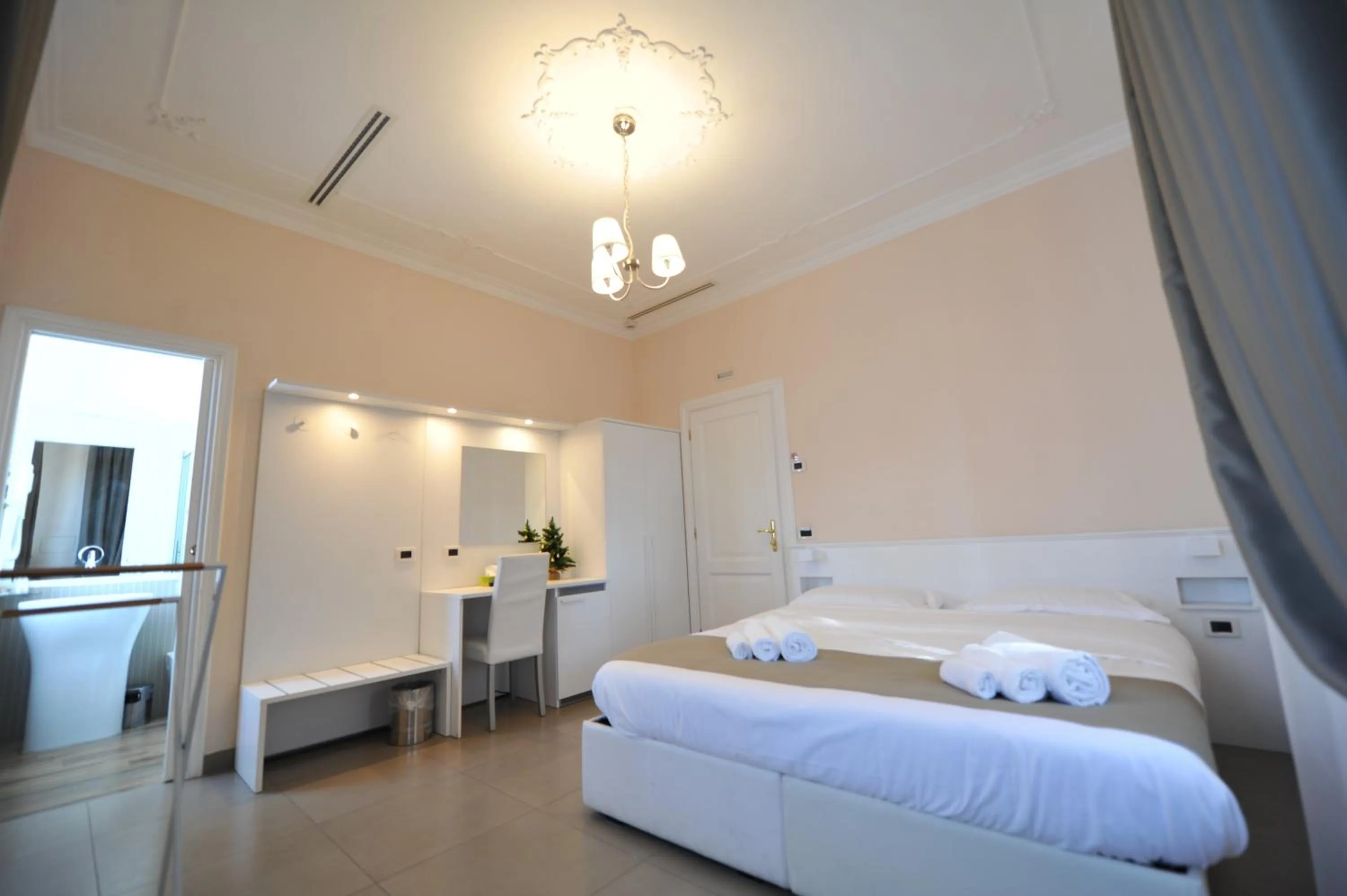Photo of the whole room, Bed in Villa Zaccardi
