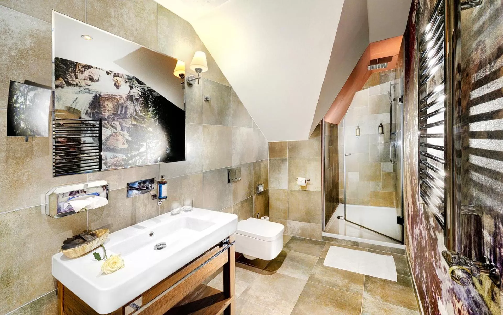 Shower in Grand Hotel Praha
