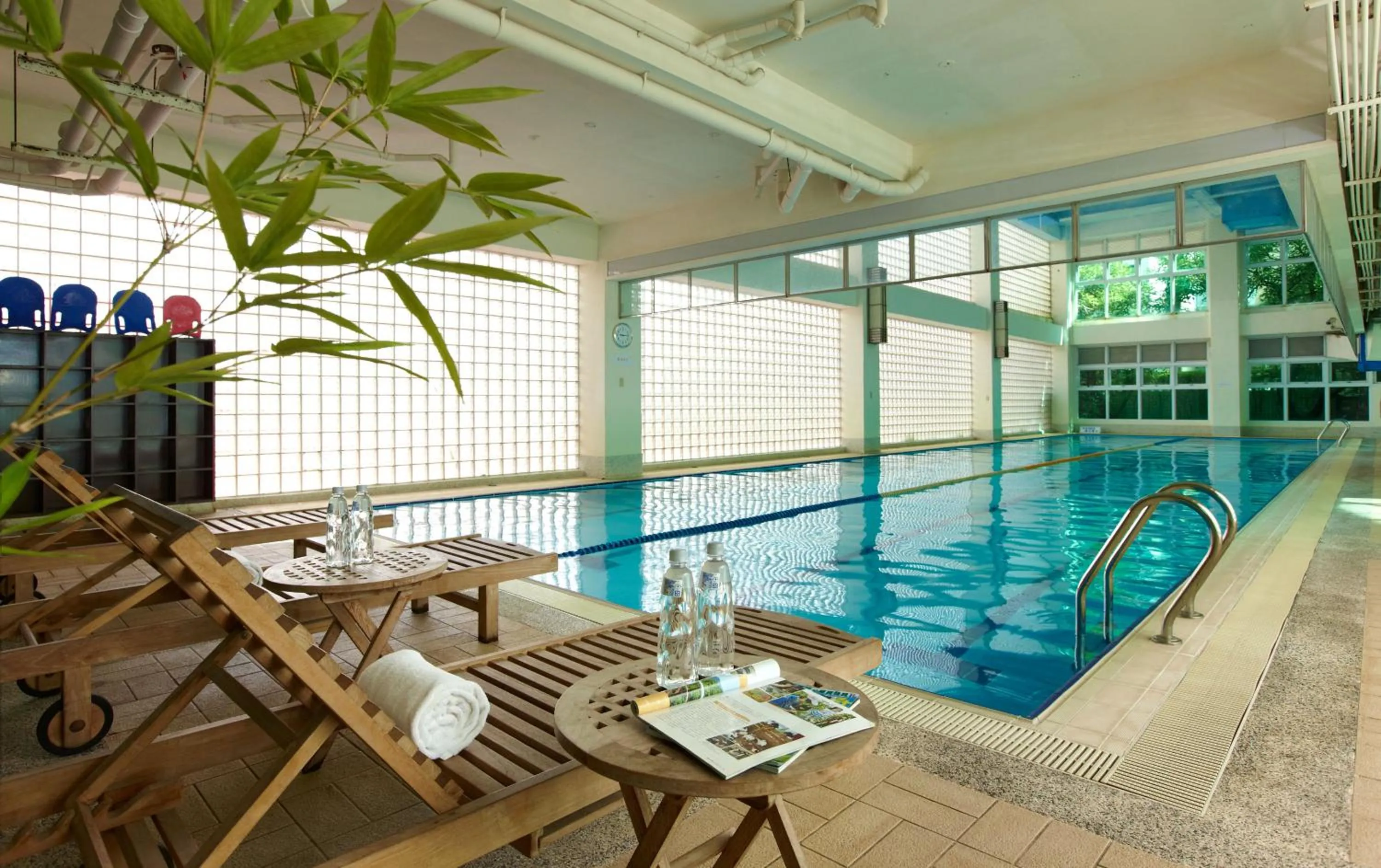 Swimming pool in LIDO FORESTRY SPA RESORT