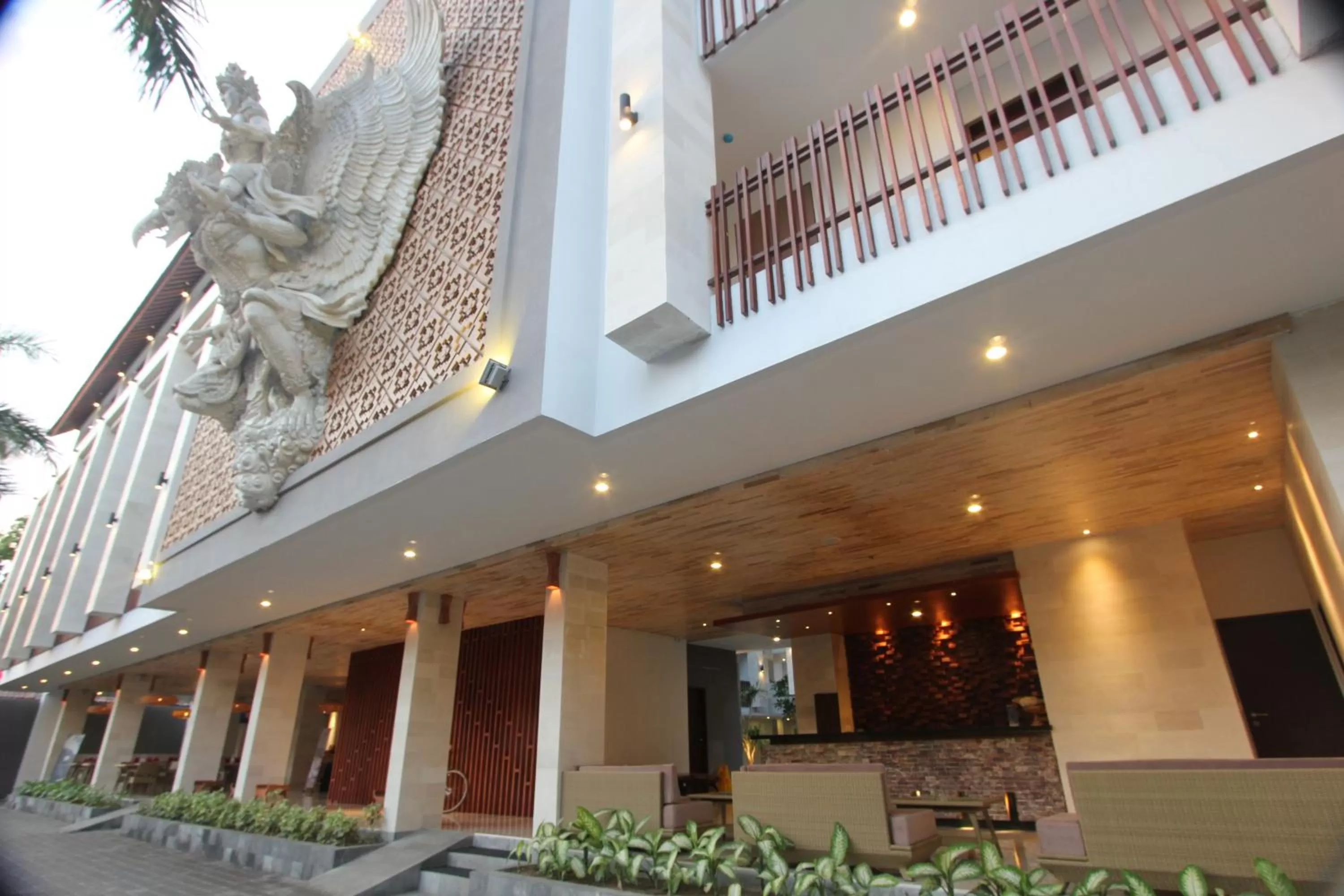 Facade/entrance in Grand La Walon Hotel