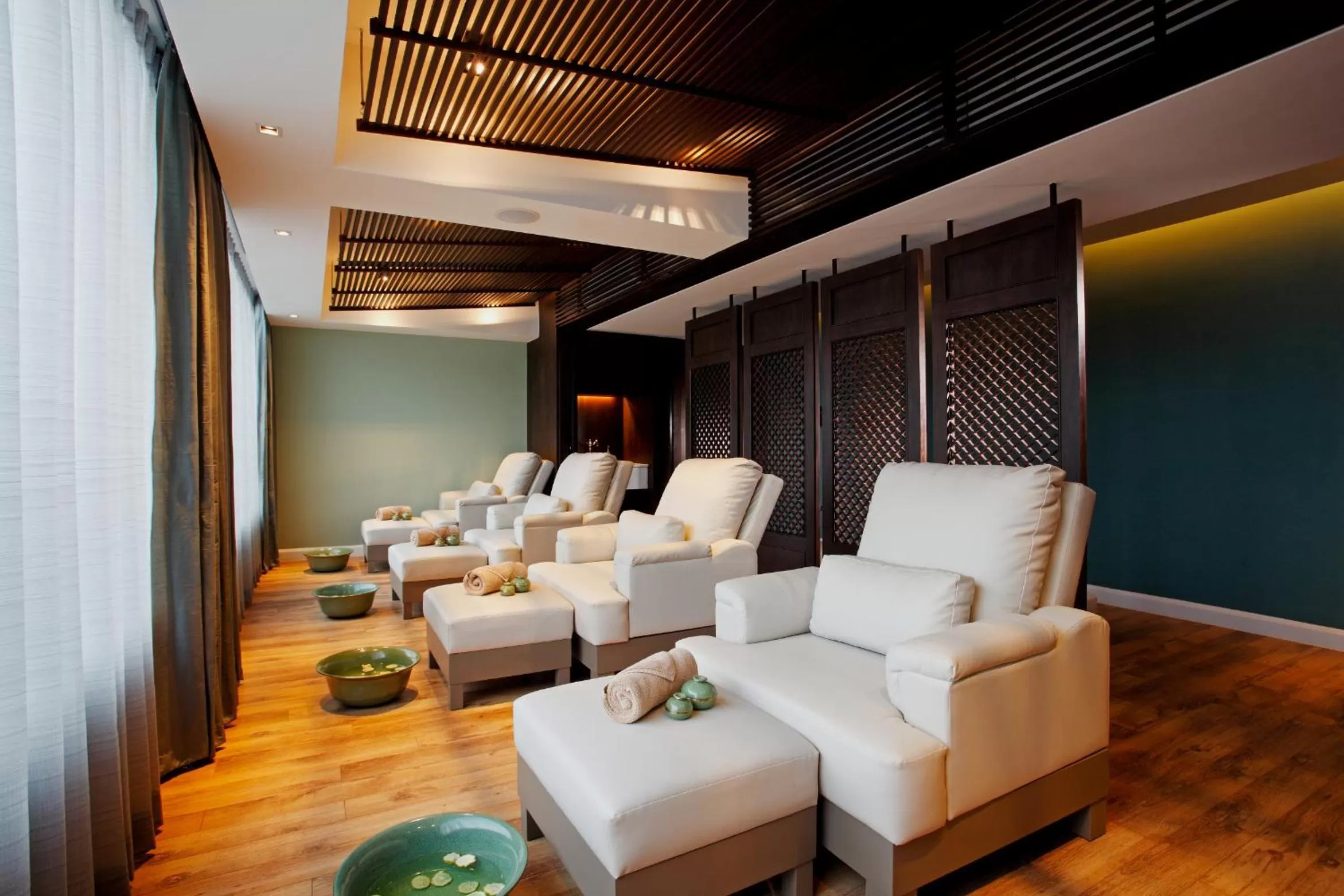 Spa and wellness centre/facilities in The Quarter Hualamphong by UHG