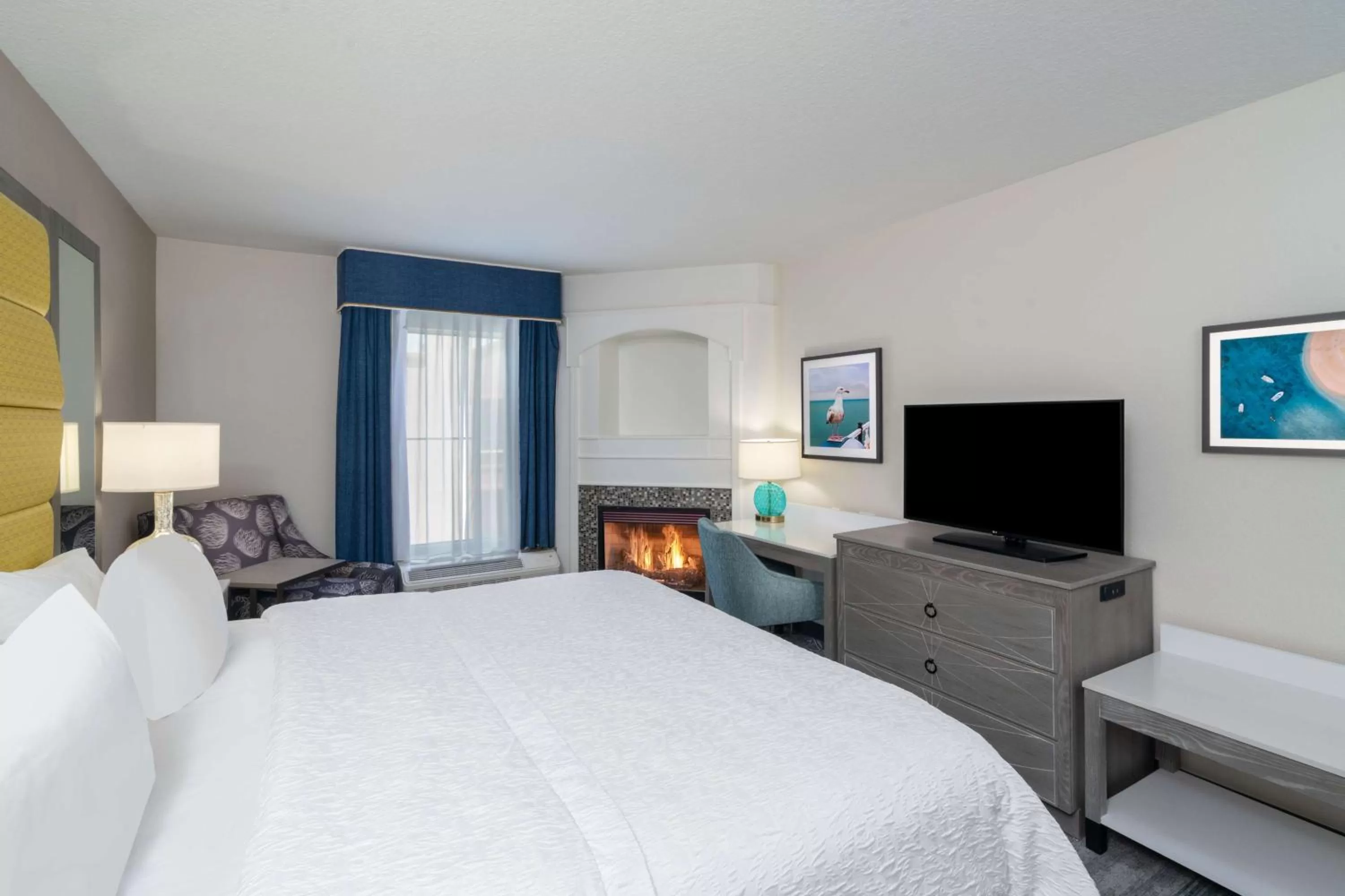 Bedroom, Bed in Hampton Inn & Suites Amelia Island-Historic Harbor Front