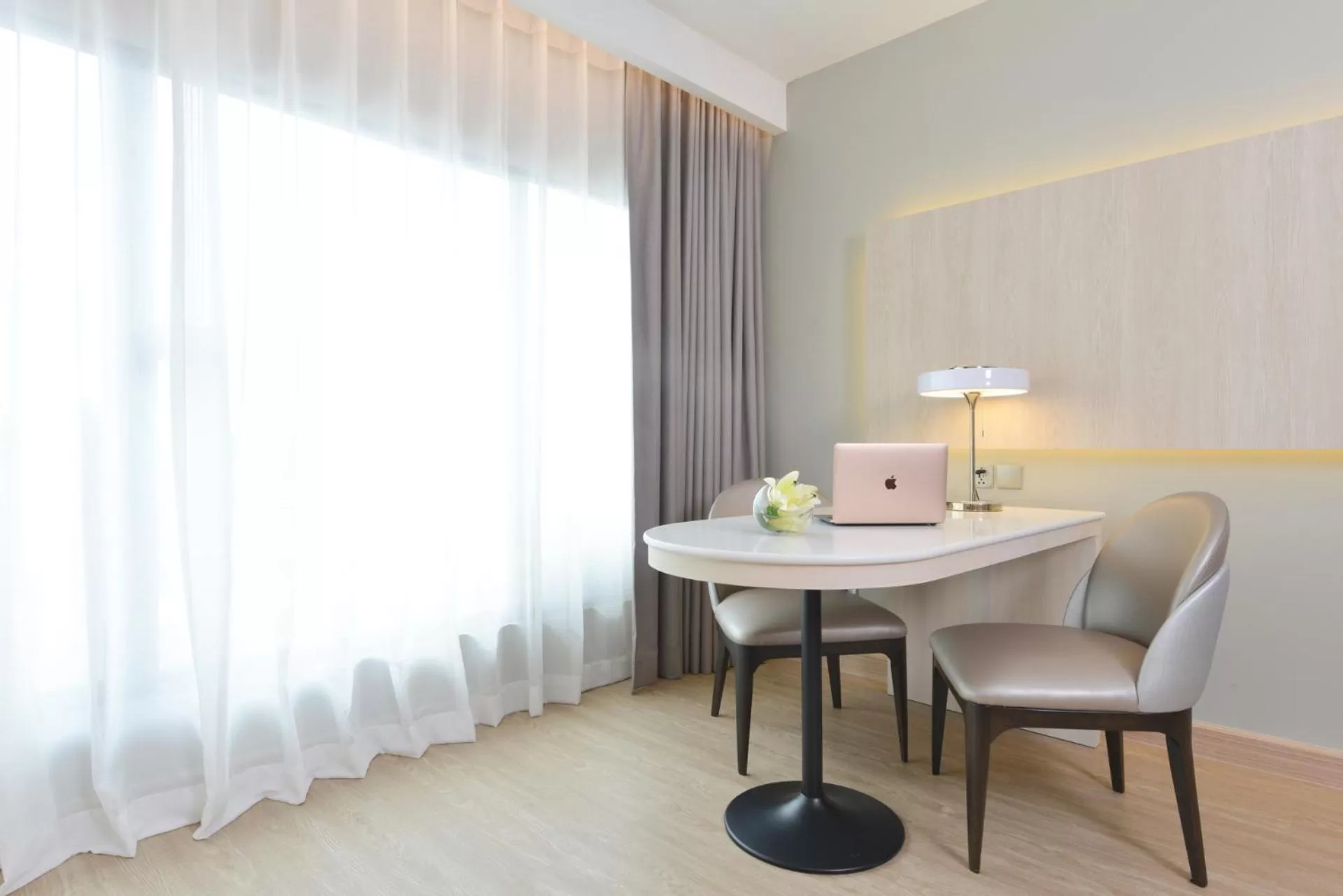 Guests in Centre Point Plus Hotel Pratunam