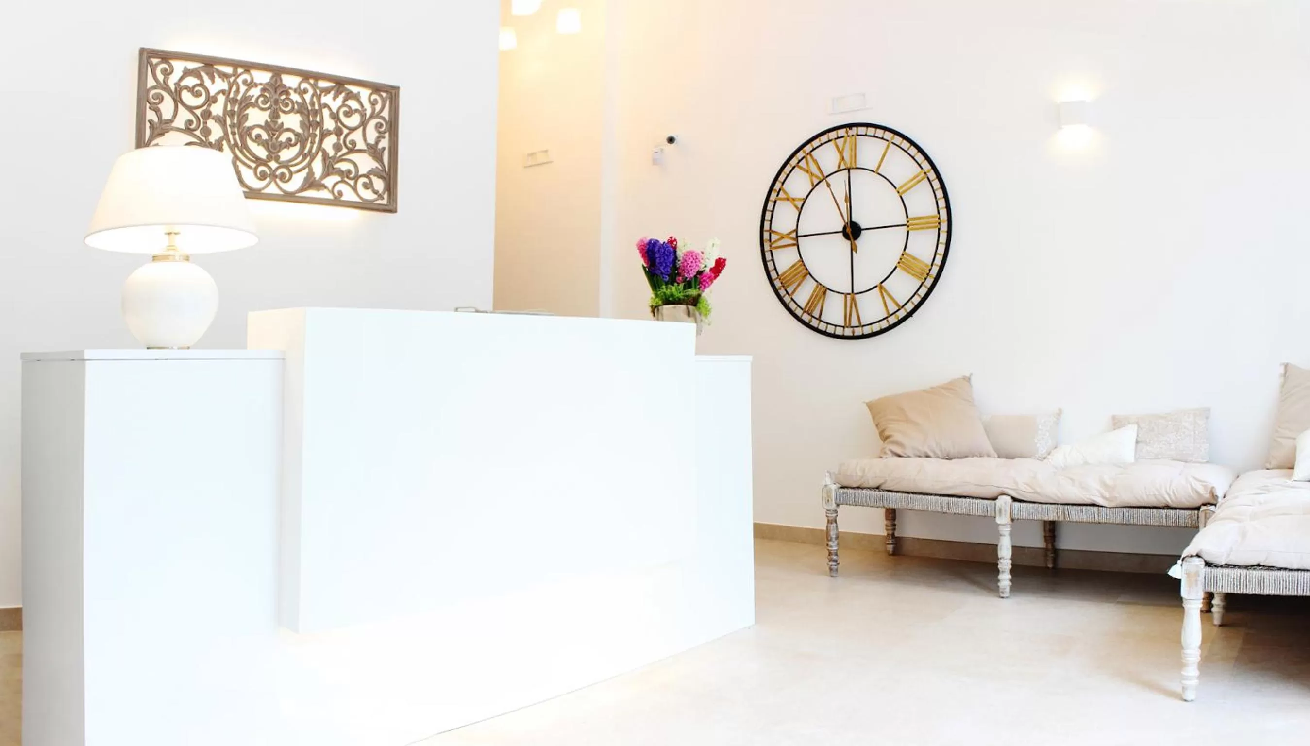 Lobby or reception in L'Etoile