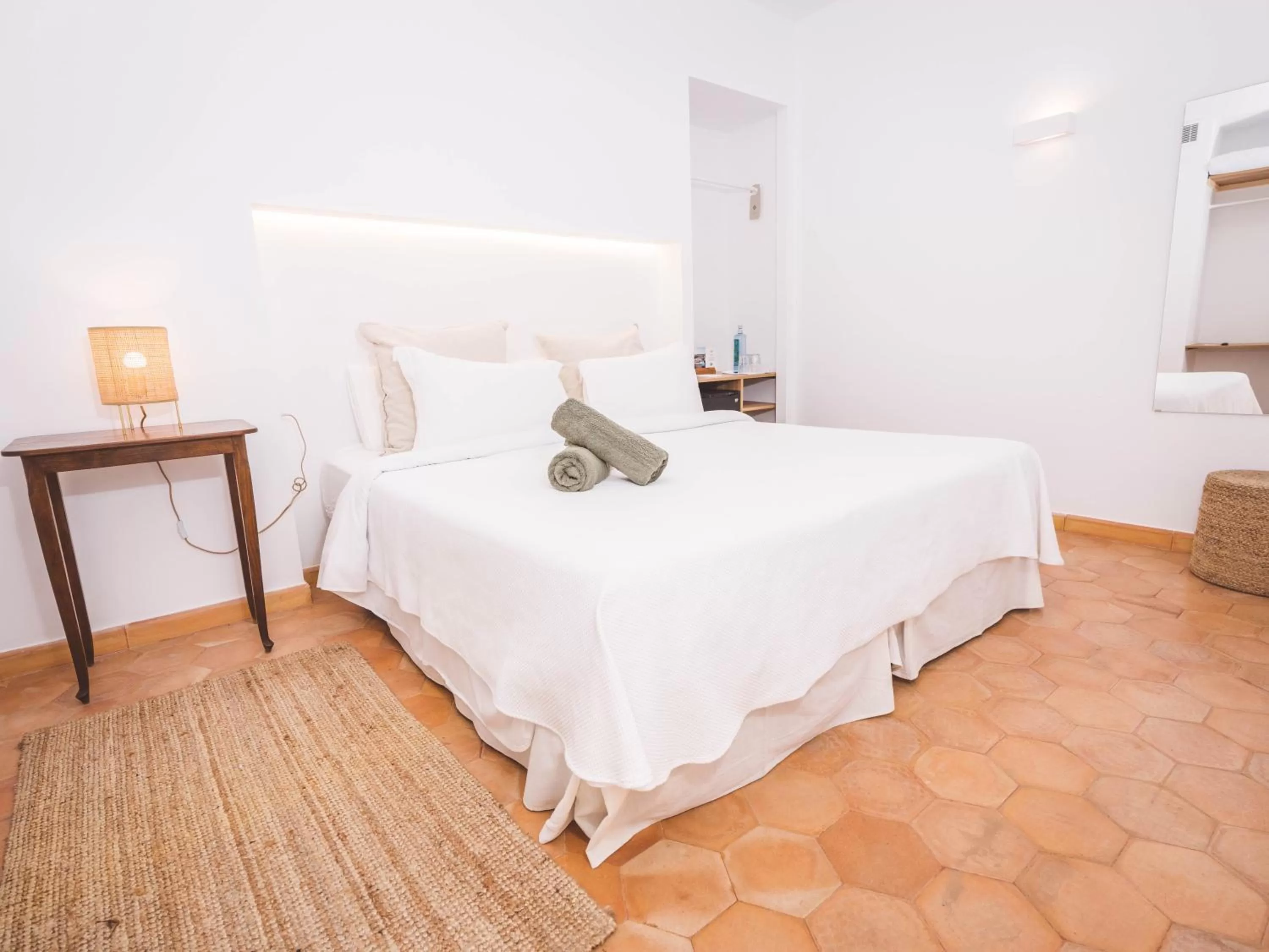 Bed in Hotel Boutique Can Pocovi