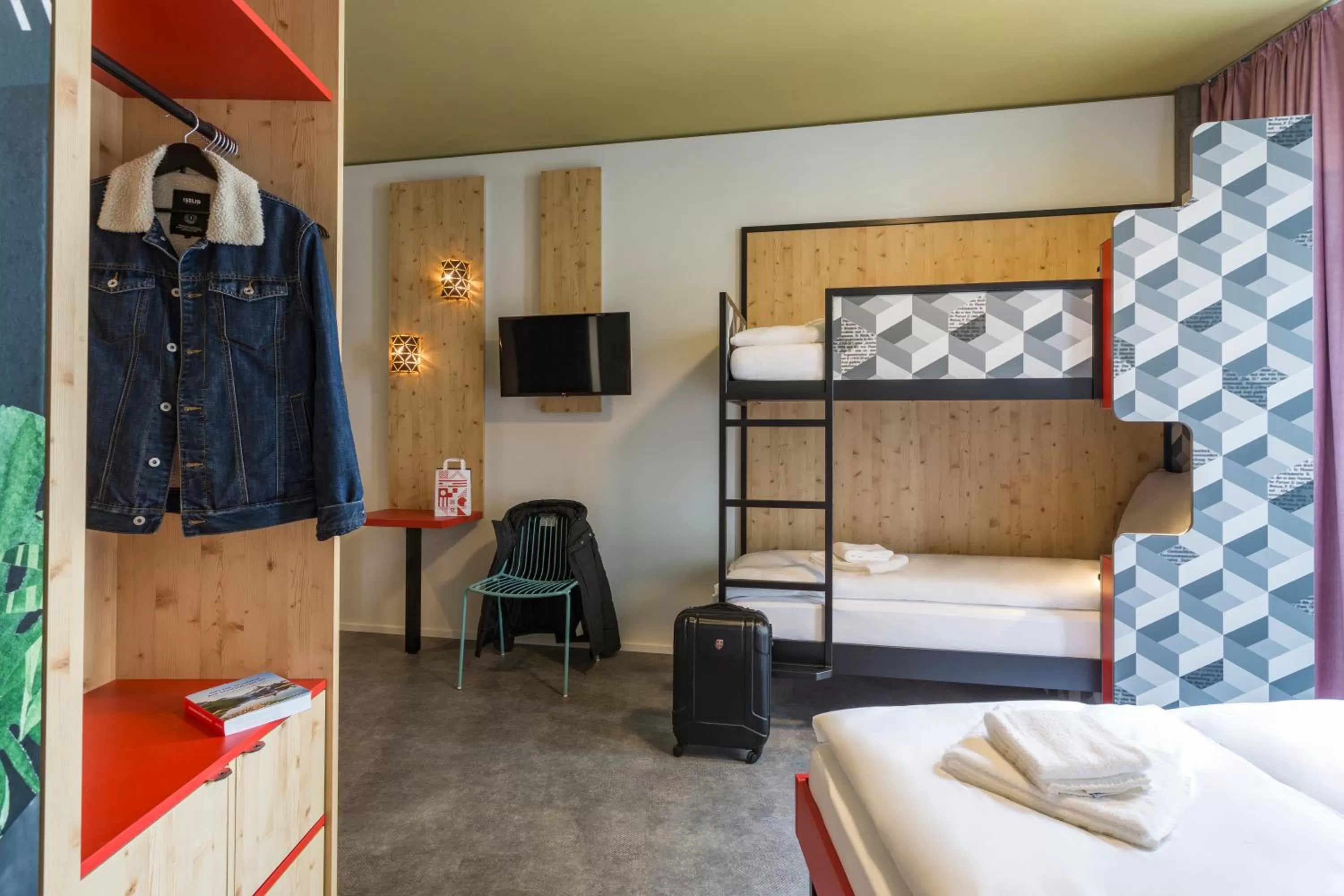 Bedroom, Bed in MEININGER Hotel Zürich Greencity