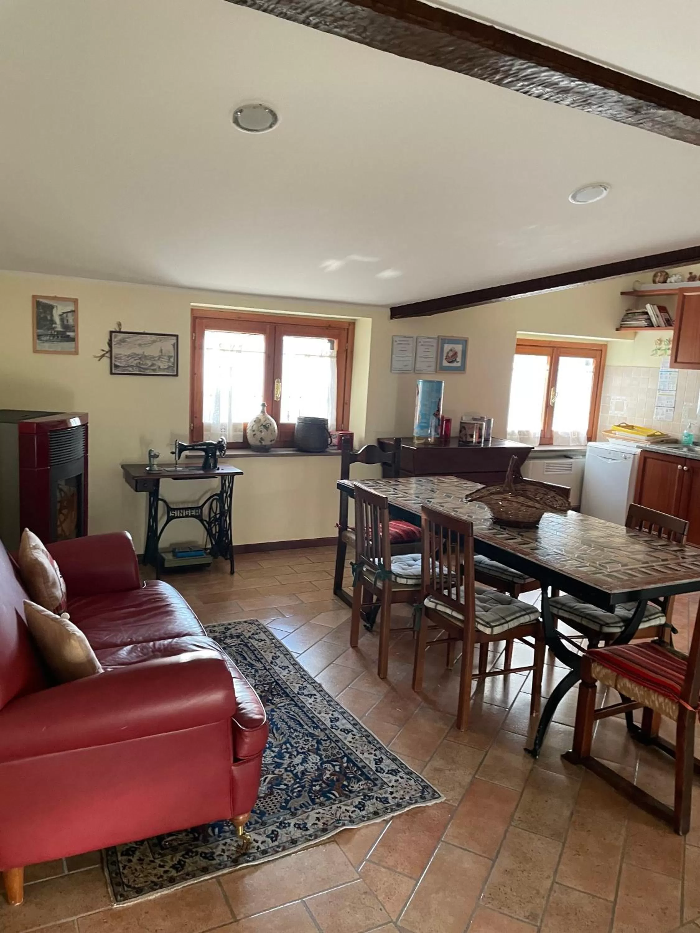 kitchen in C'era Una Volta B&B