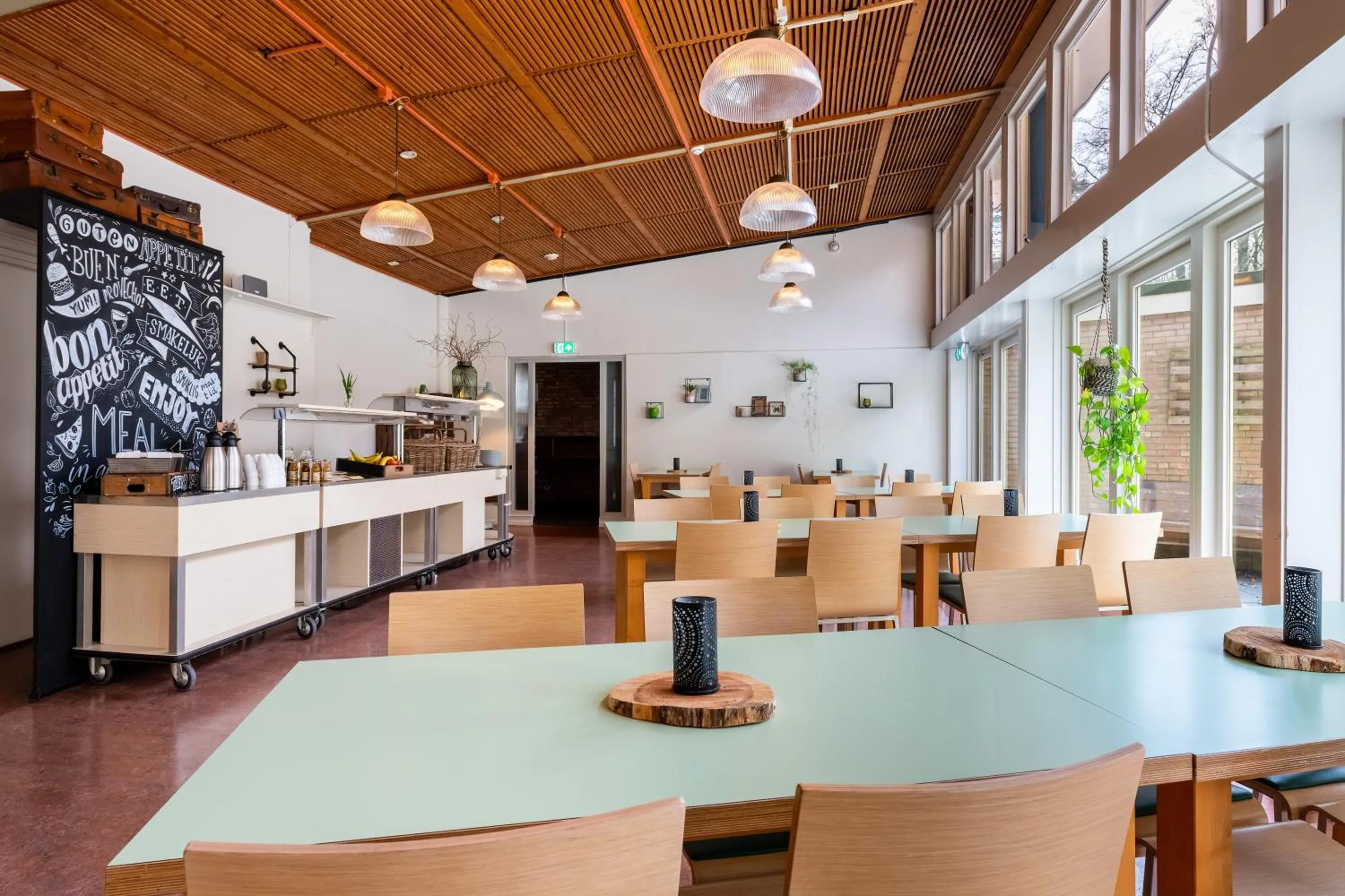 Restaurant/places to eat in Stayokay Hostel Apeldoorn