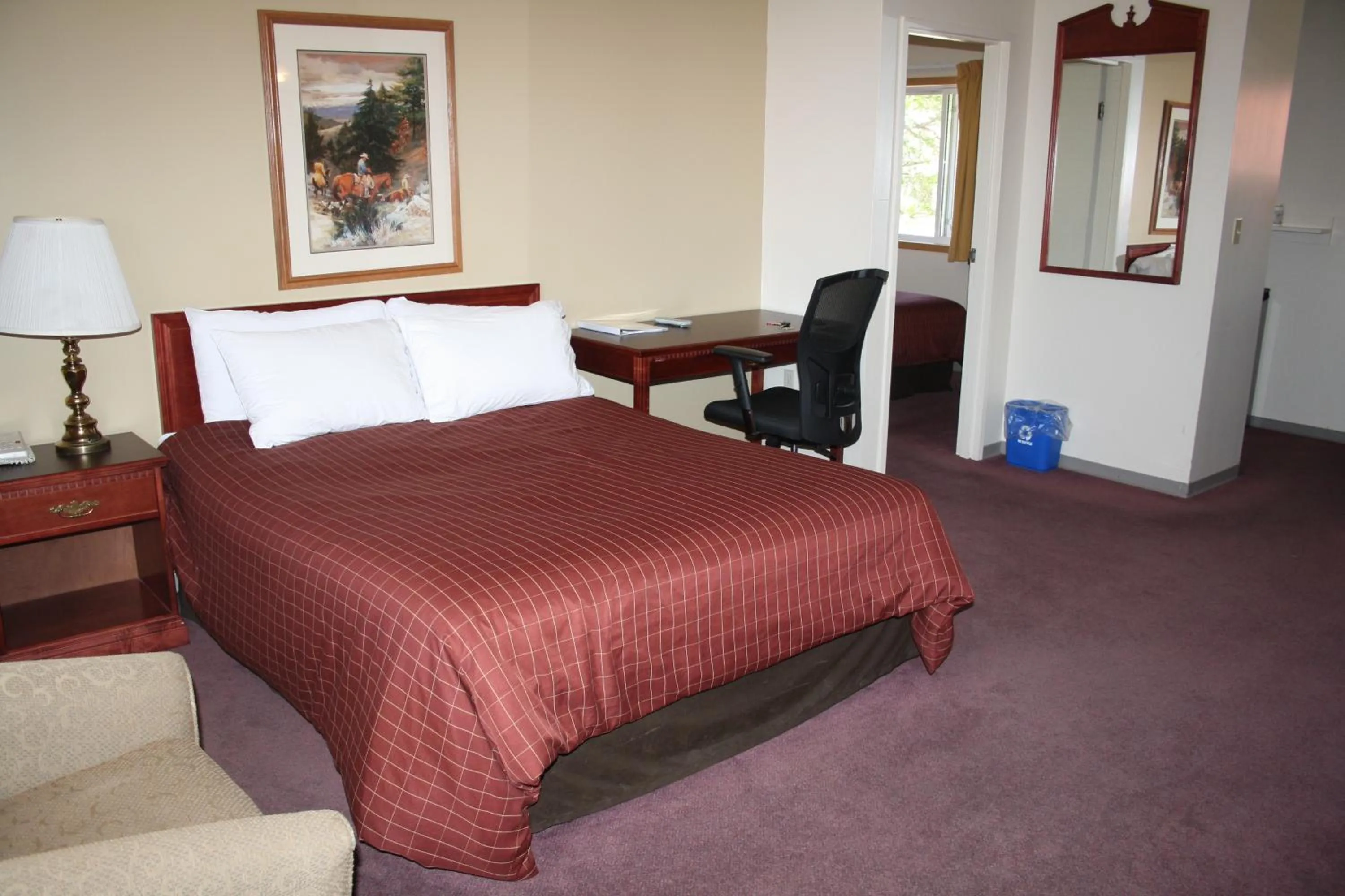 Photo of the whole room, Bed in Aspen Village