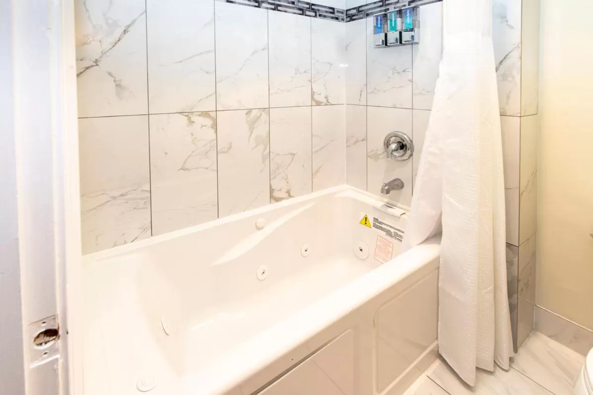 Surf Motel and Gardens