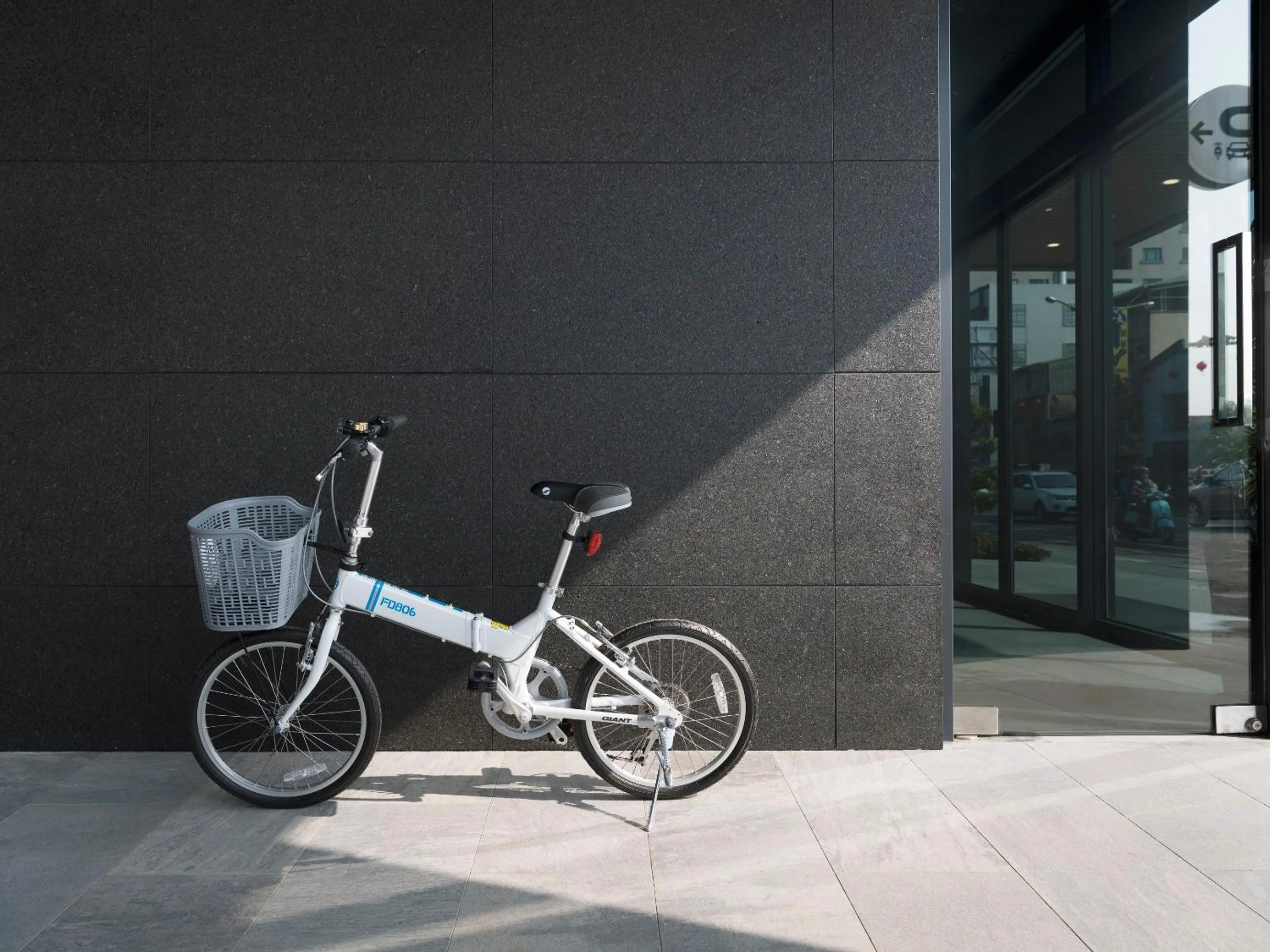 Cycling in Kindness Day Hotel