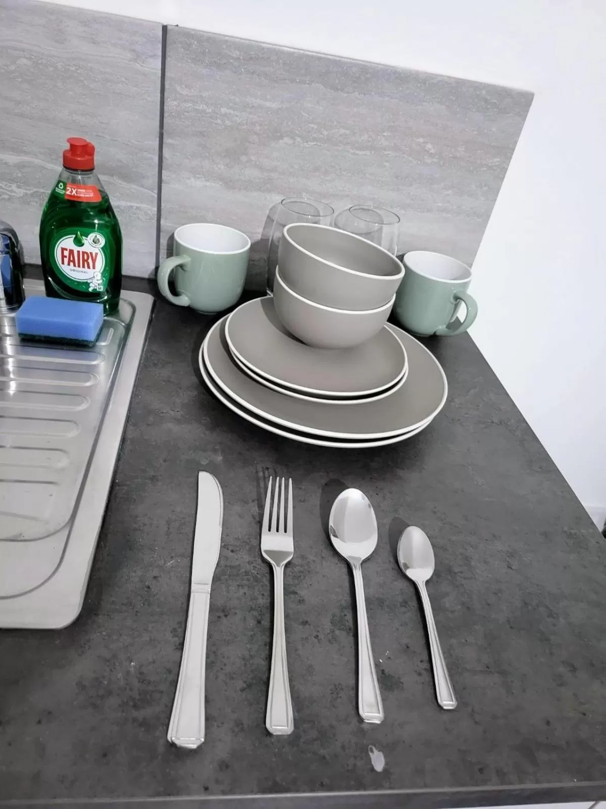 Kitchen or kitchenette in Easy Living Nottingham - Burns Street