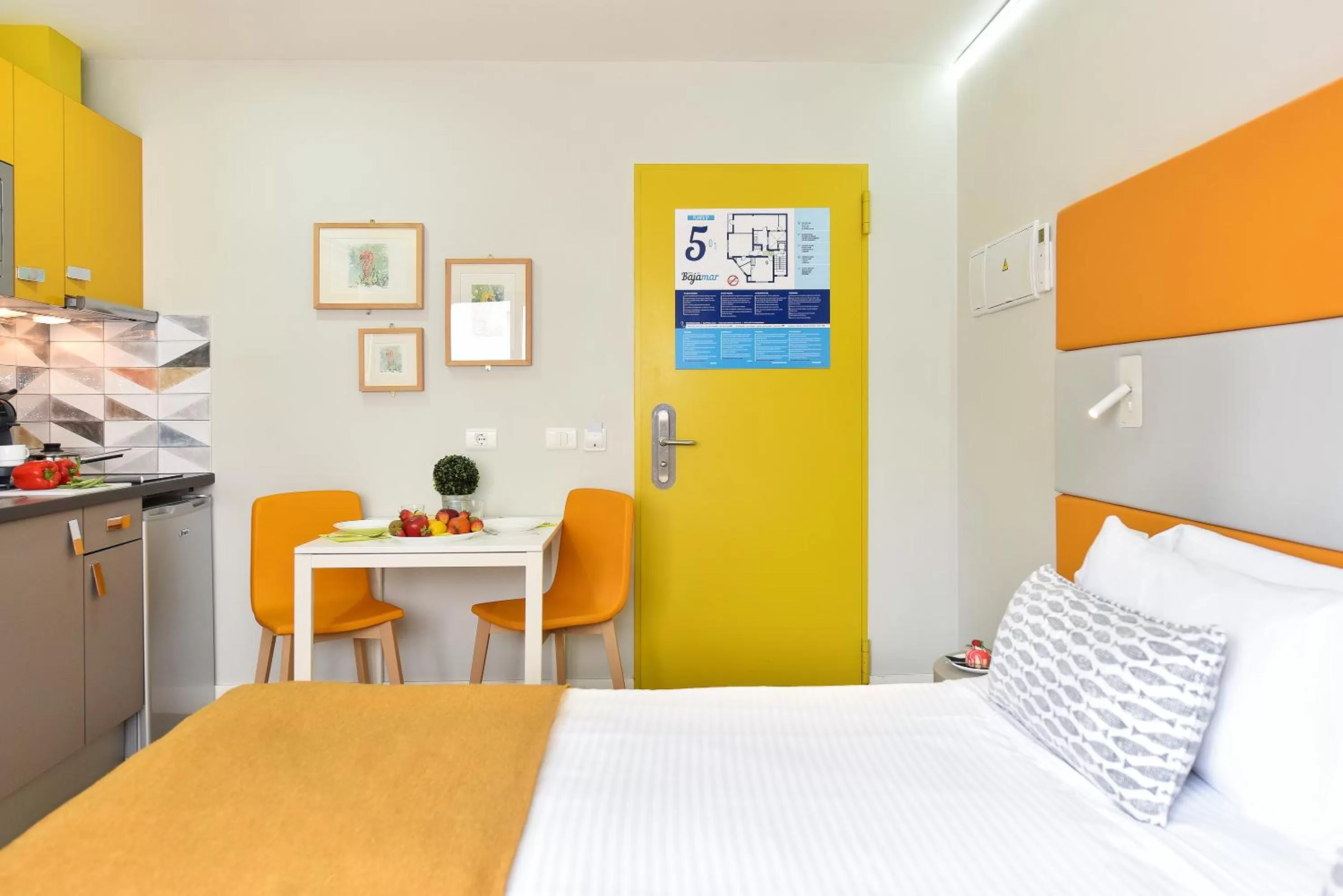 Photo of the whole room, Bed in Hotel Apartamento Bajamar