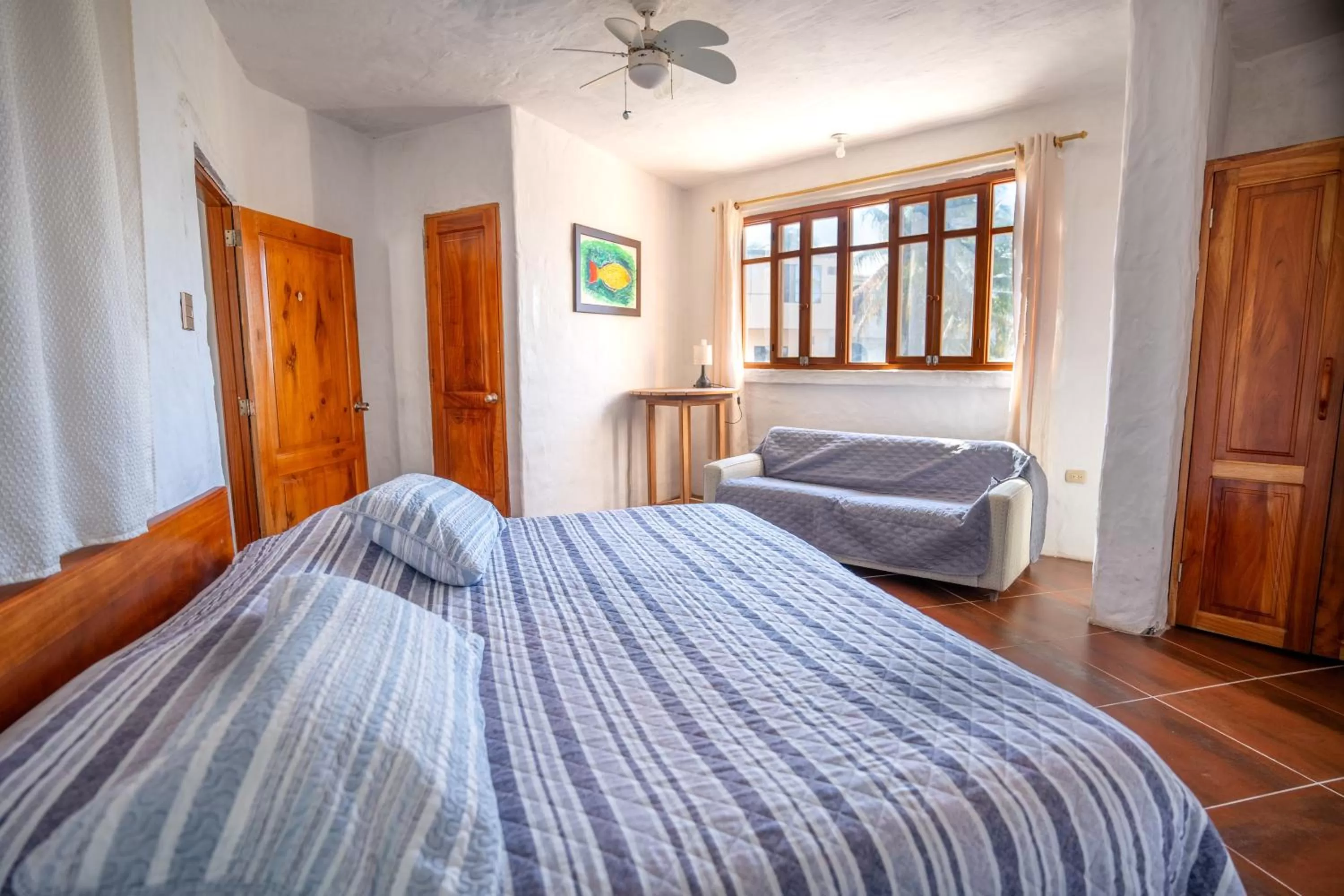 Bed in Hostal Galapagos by Bar de Beto