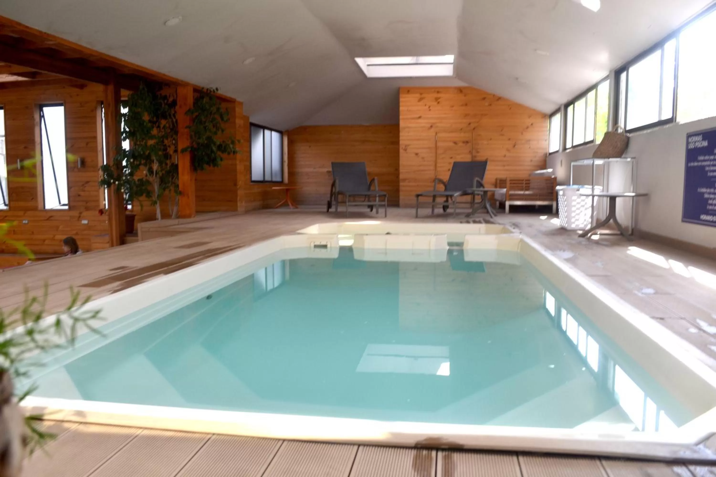 Swimming pool in Hotel Diego de Velazquez