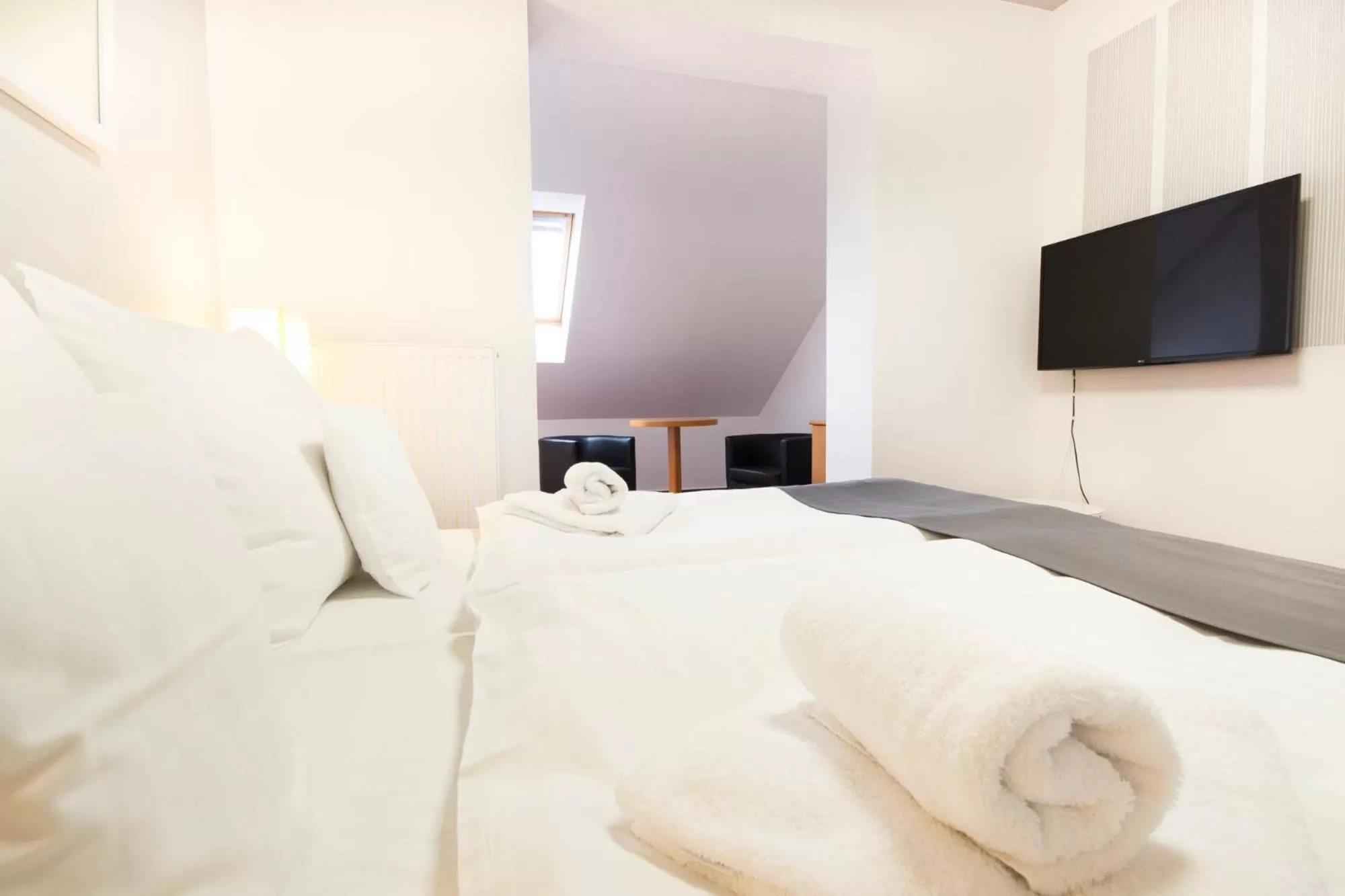 Bed in Hotel Maroli Mikulov