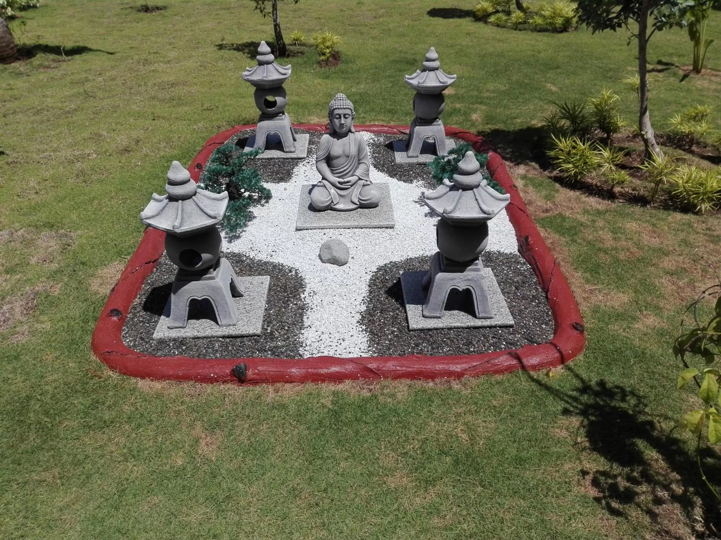 Restaurant/places to eat in Jugalis Hotel and Restaurant