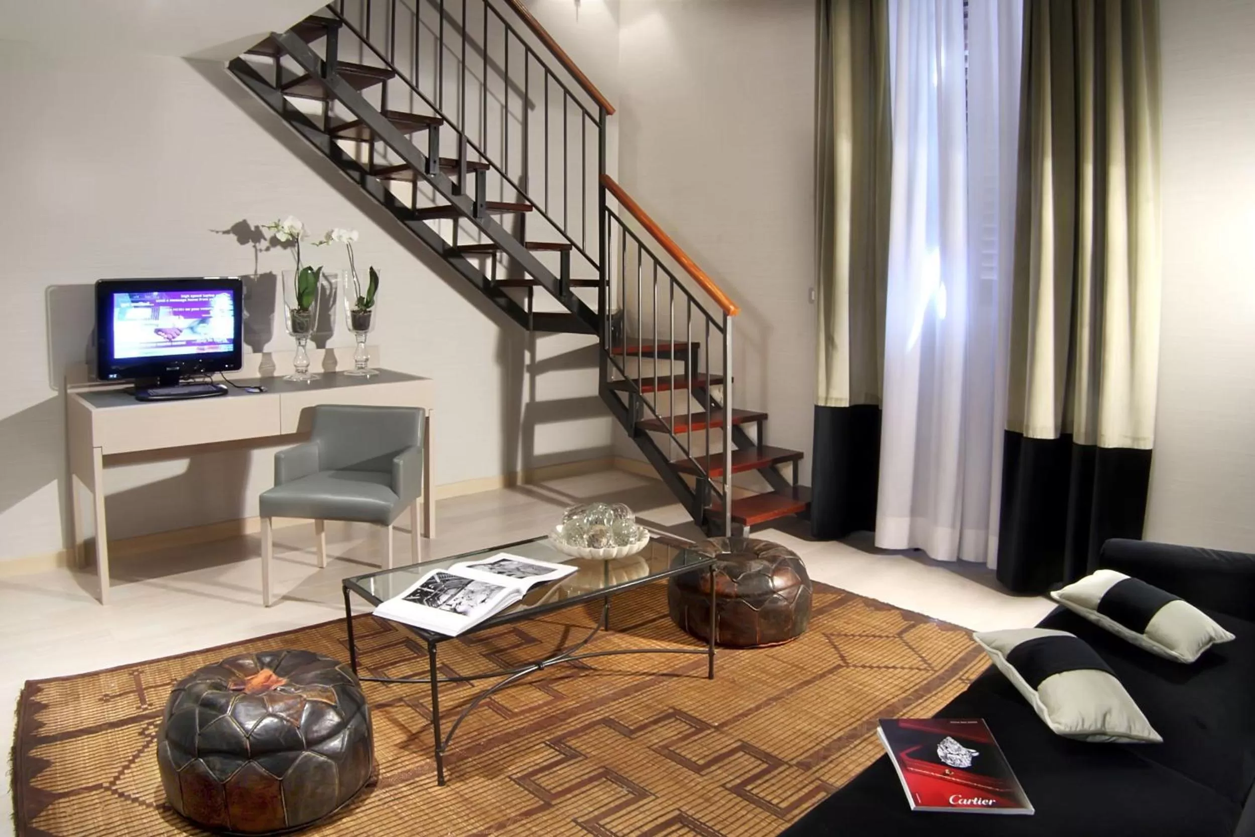 TV and multimedia in Hotel Adriano