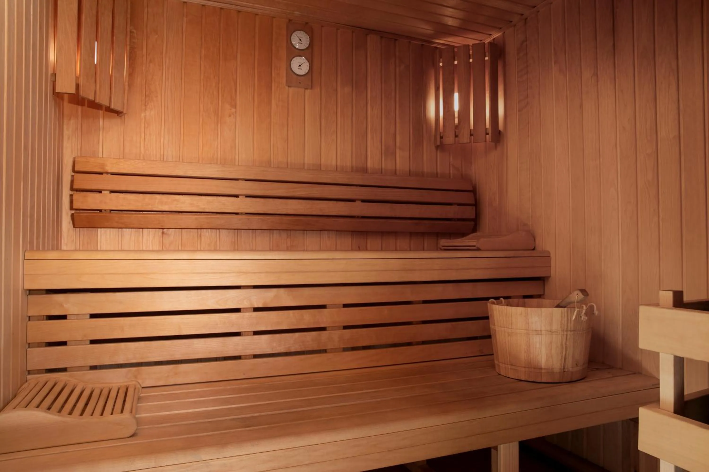Sauna in Juliana Hotel Paris