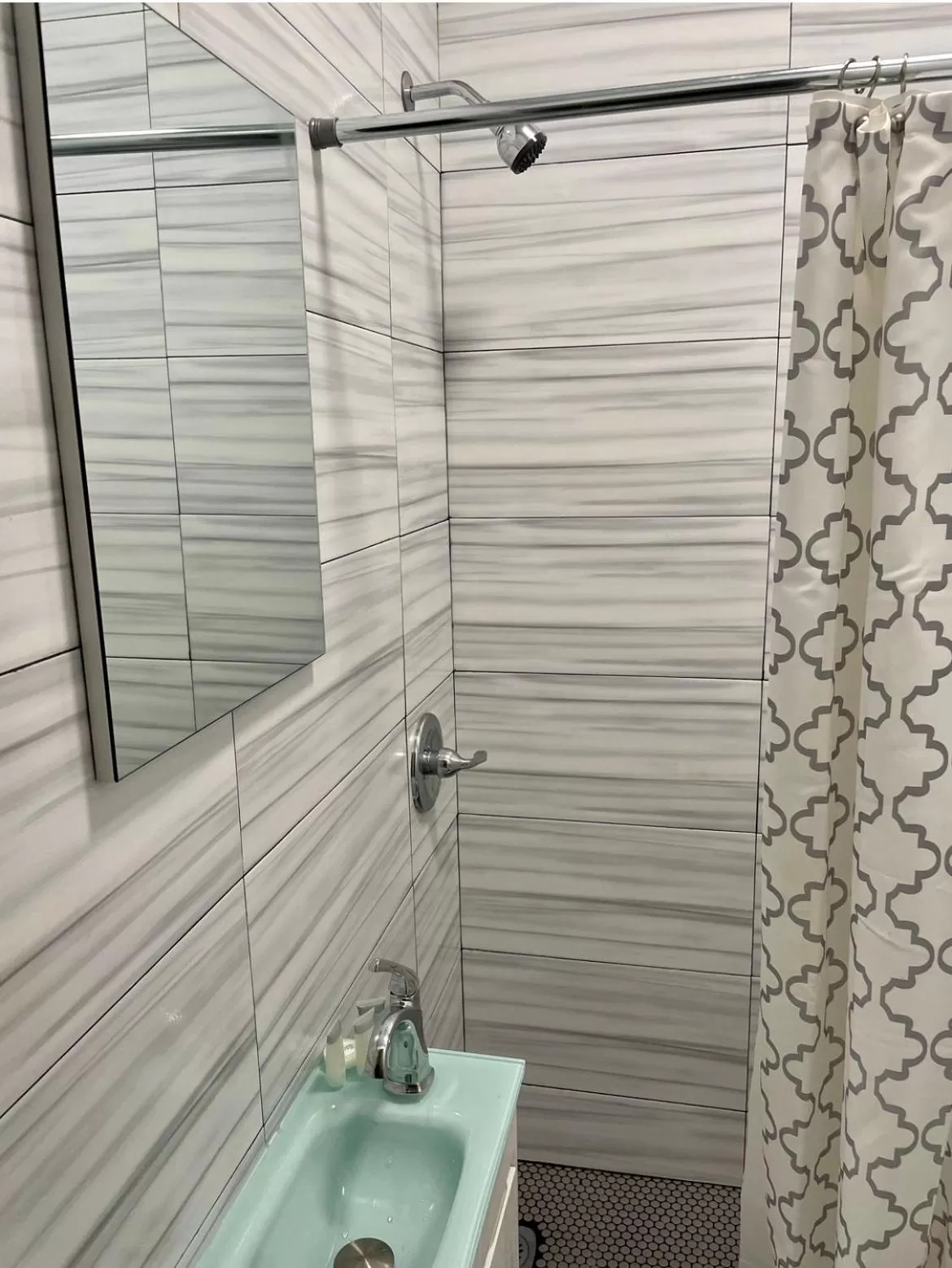 Shower in Navona Studios