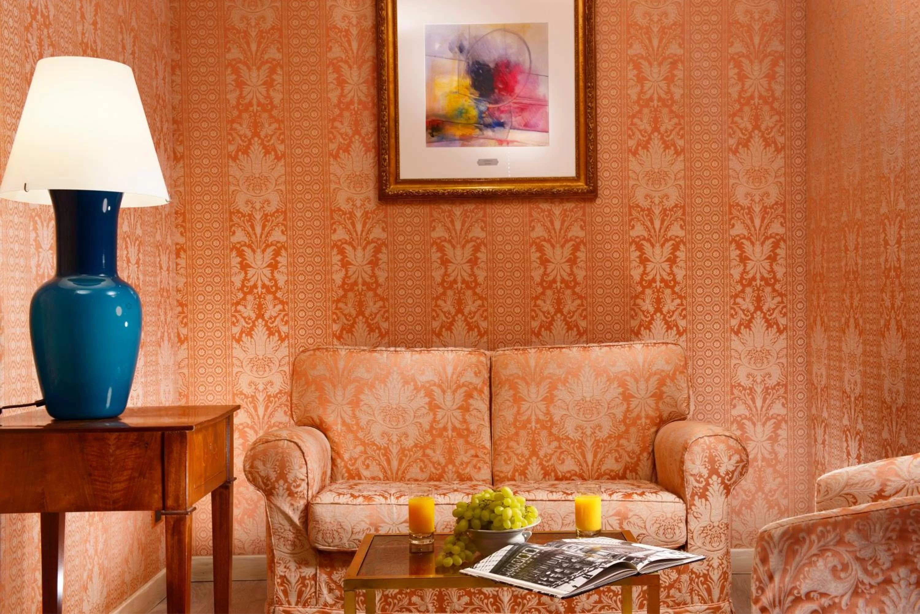 Living room in Hotel Pierre Milano
