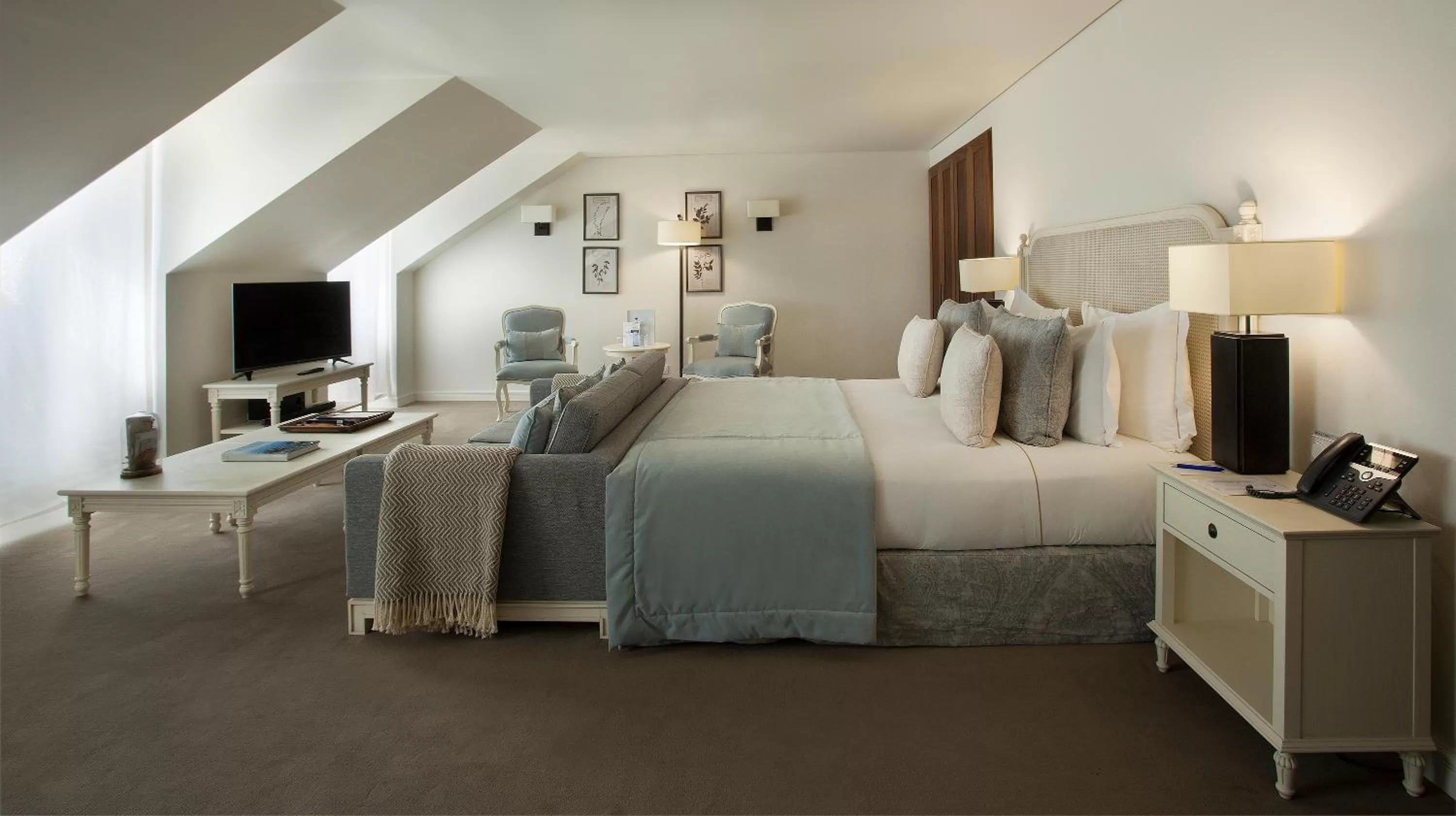 Prestige Suite in Corpo Santo Lisbon Historical Hotel