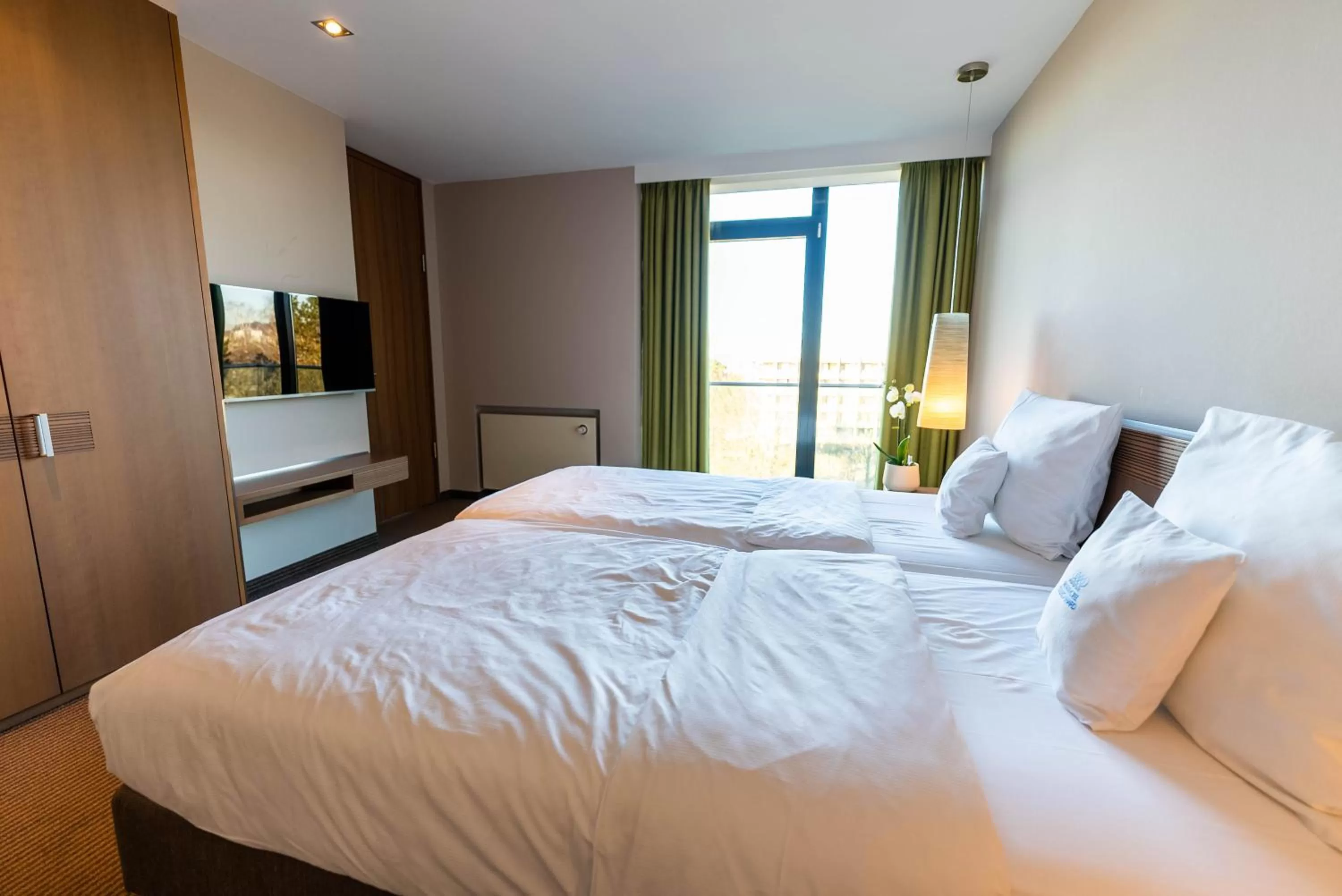 Bed in Parkhotel St.Leonhard