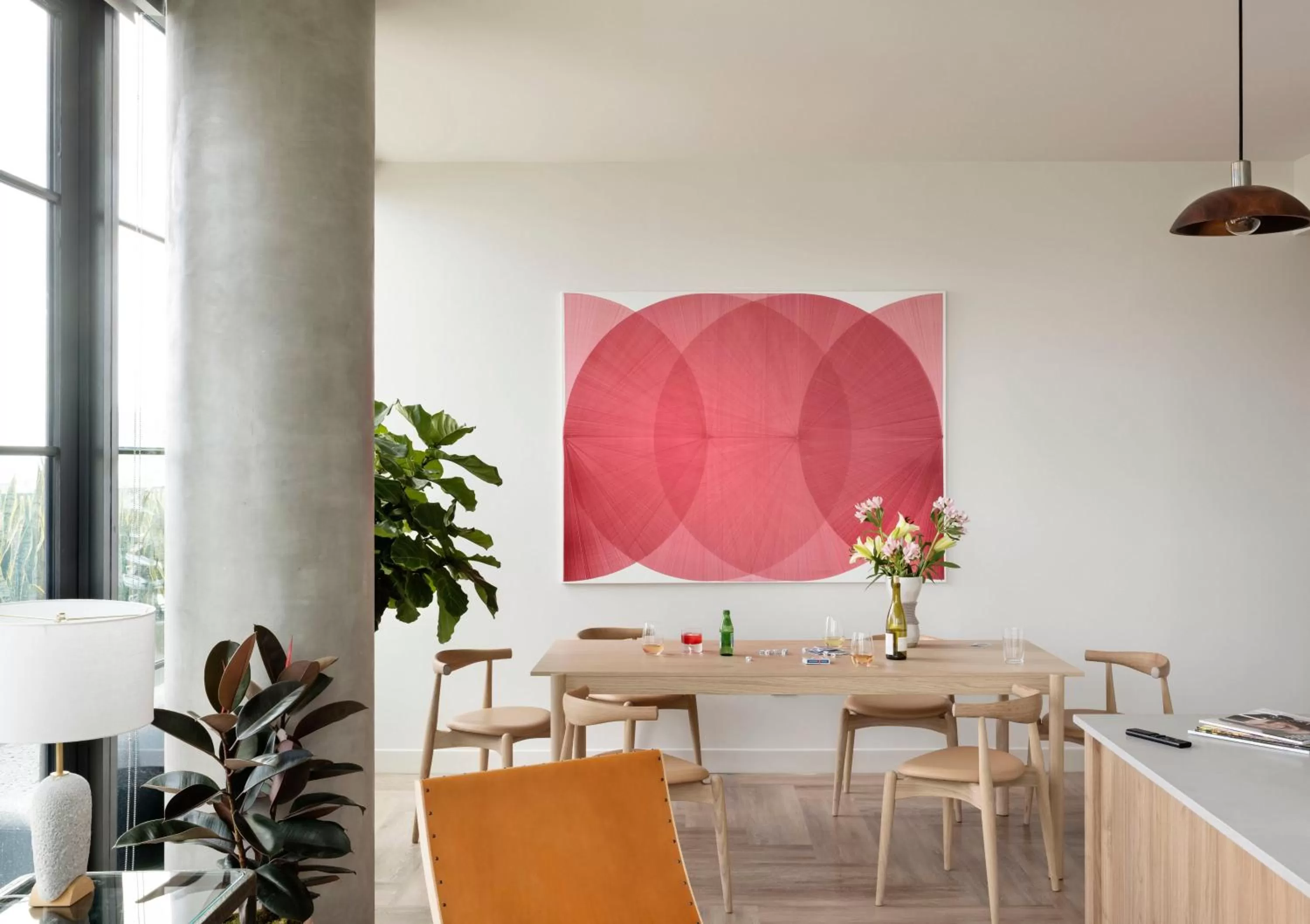 Communal lounge/ TV room in ROOST Tampa